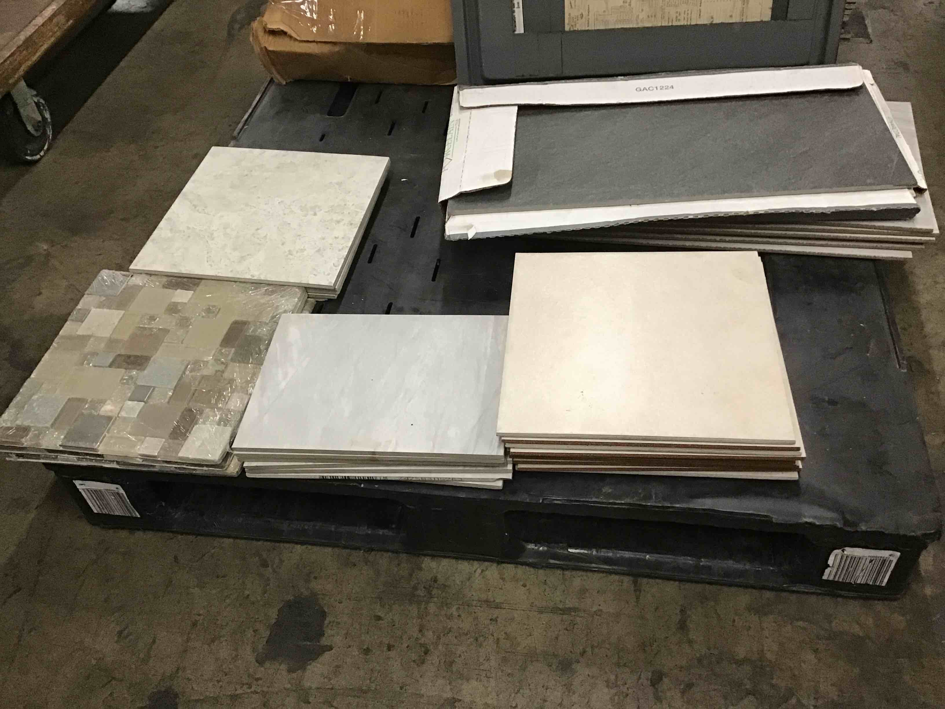 Ceramic Tiles, Various Sizes And Styles 