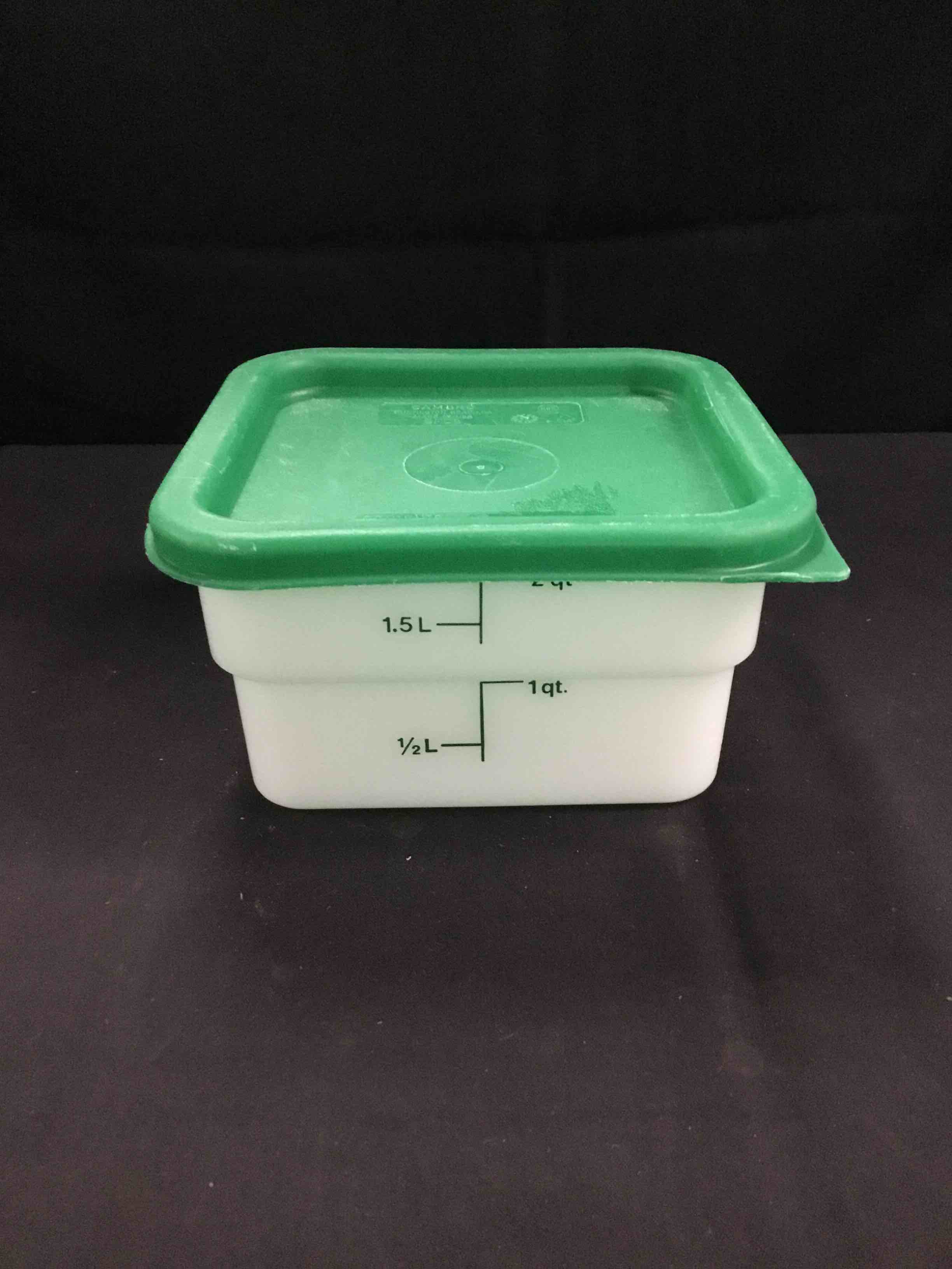 2 Qt. Plastic Storage Container With Lid