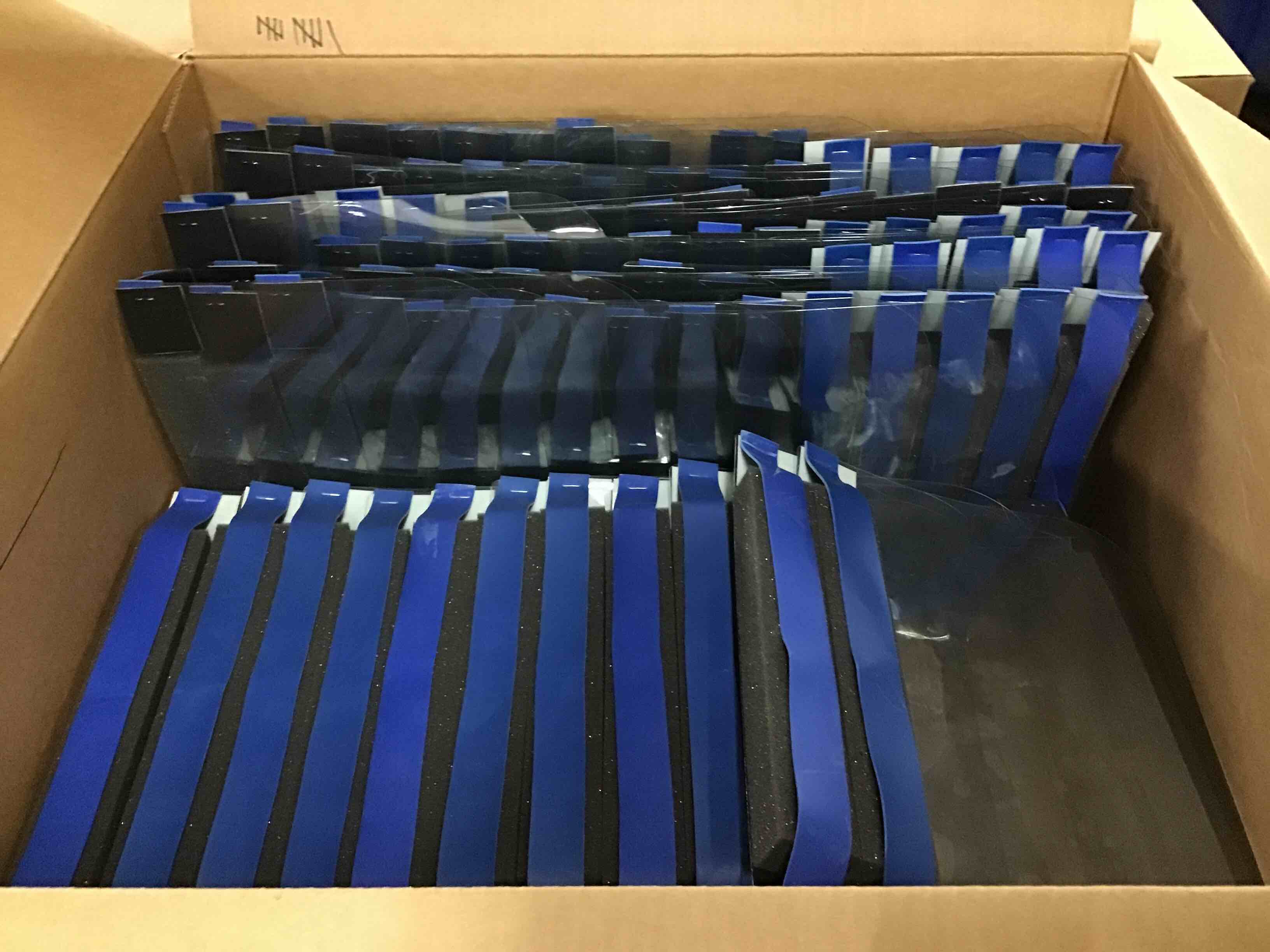https://s3.amazonaws.com/lotting-images-prod/bidfta/RED3676110_1717098801587.jpeg