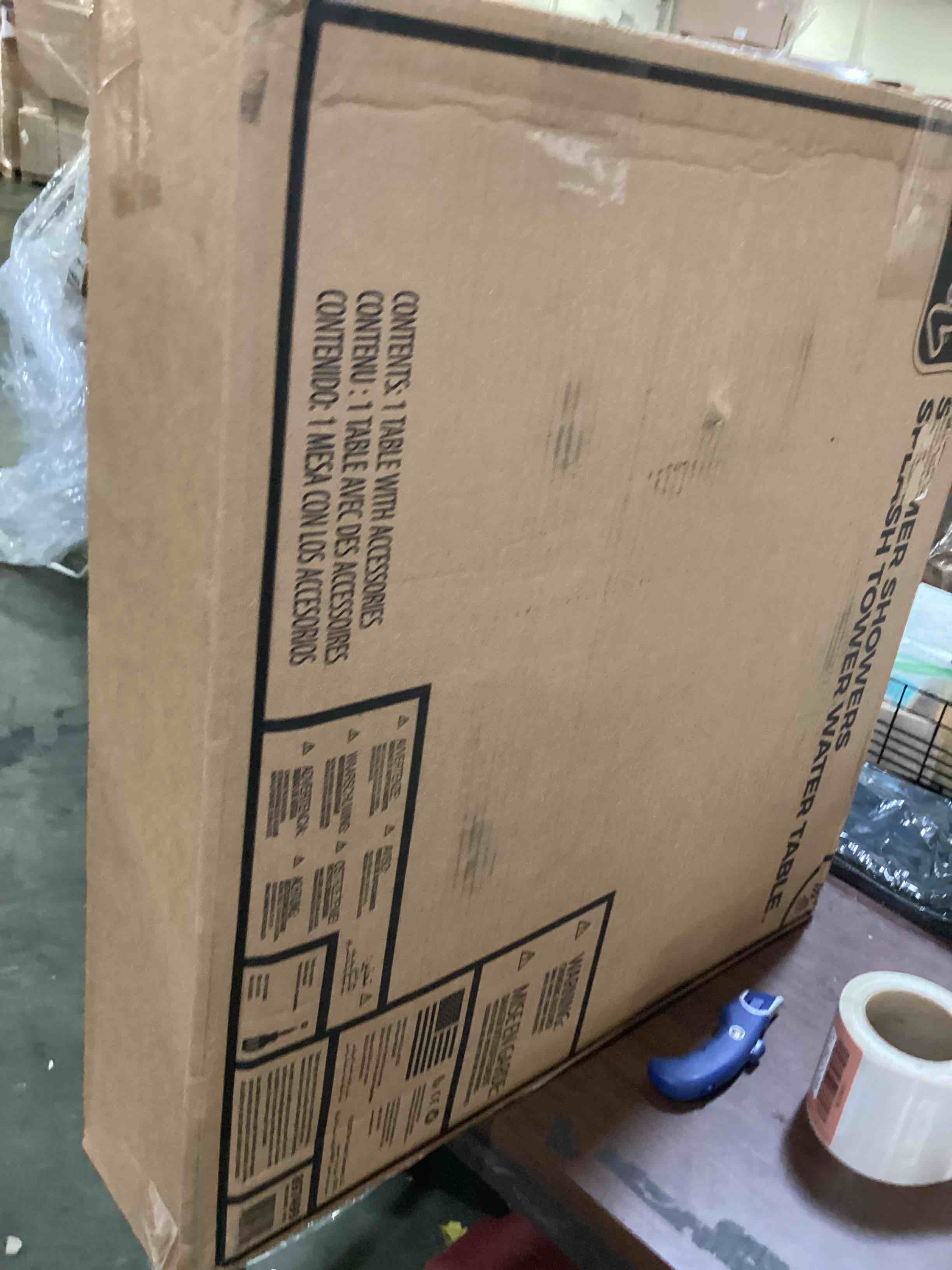 https://s3.amazonaws.com/lotting-images-prod/bidfta/RED3758770_1688395848313.jpeg