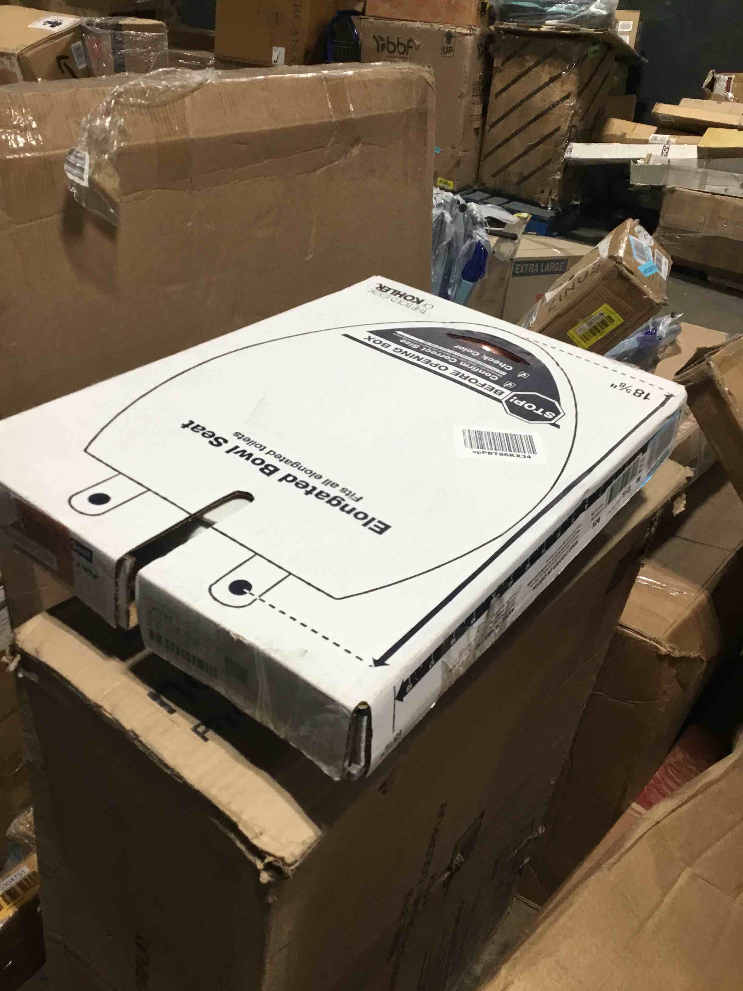 https://s3.amazonaws.com/lotting-images-prod/bidfta/RED3856698_1692214086667.jpeg