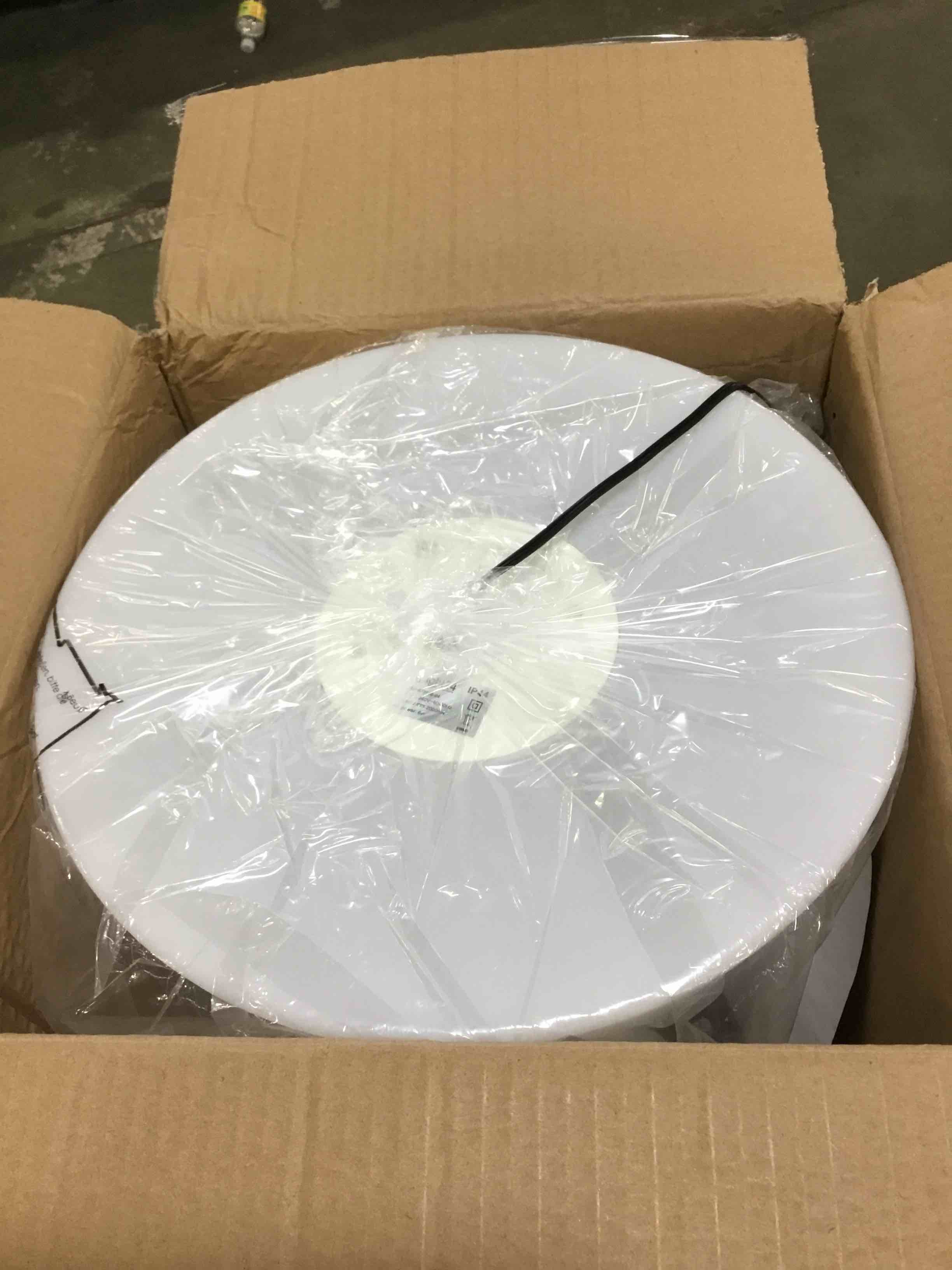 https://s3.amazonaws.com/lotting-images-prod/bidfta/RED3934151_1669224688683.jpeg