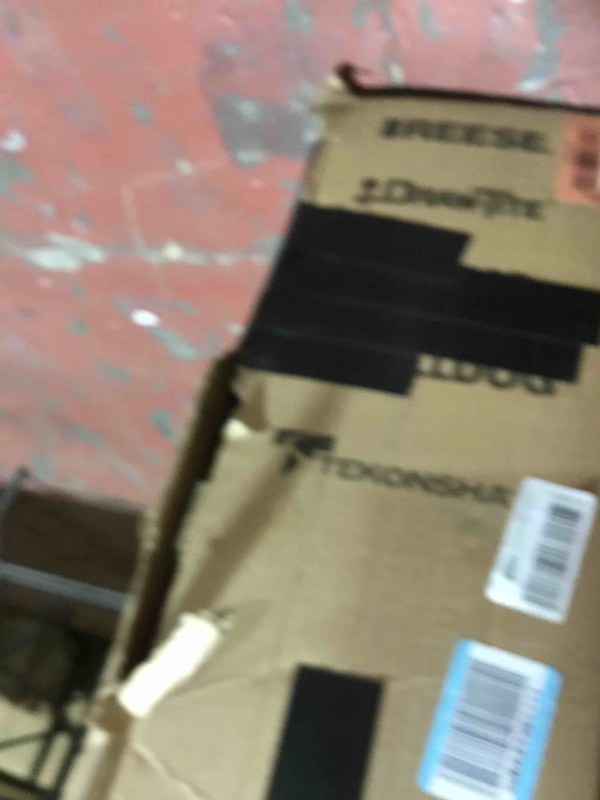 https://s3.amazonaws.com/lotting-images-prod/bidfta/RED3992238_1707929177474.jpeg
