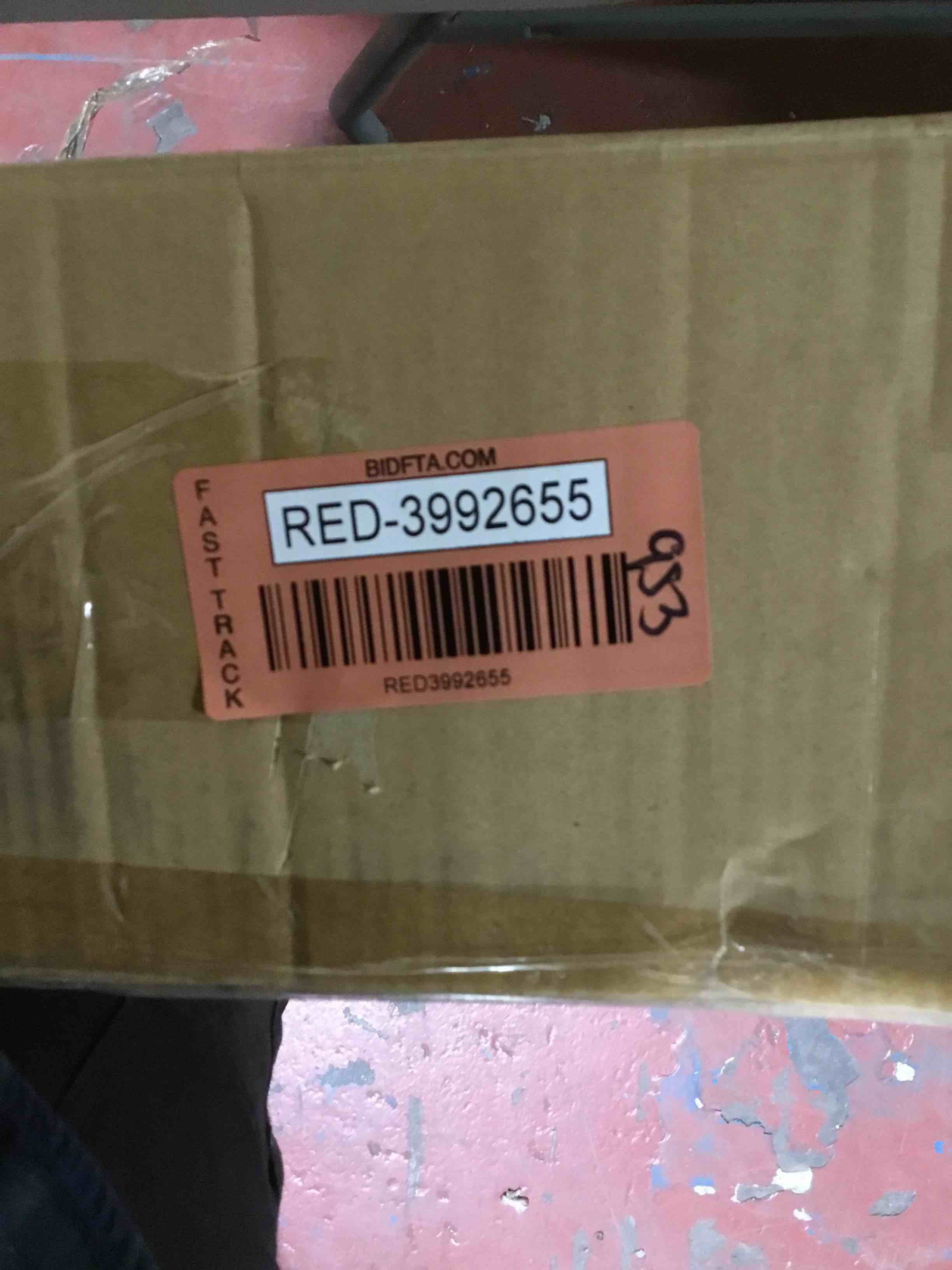 https://s3.amazonaws.com/lotting-images-prod/bidfta/RED3992655_1709052377992.jpeg