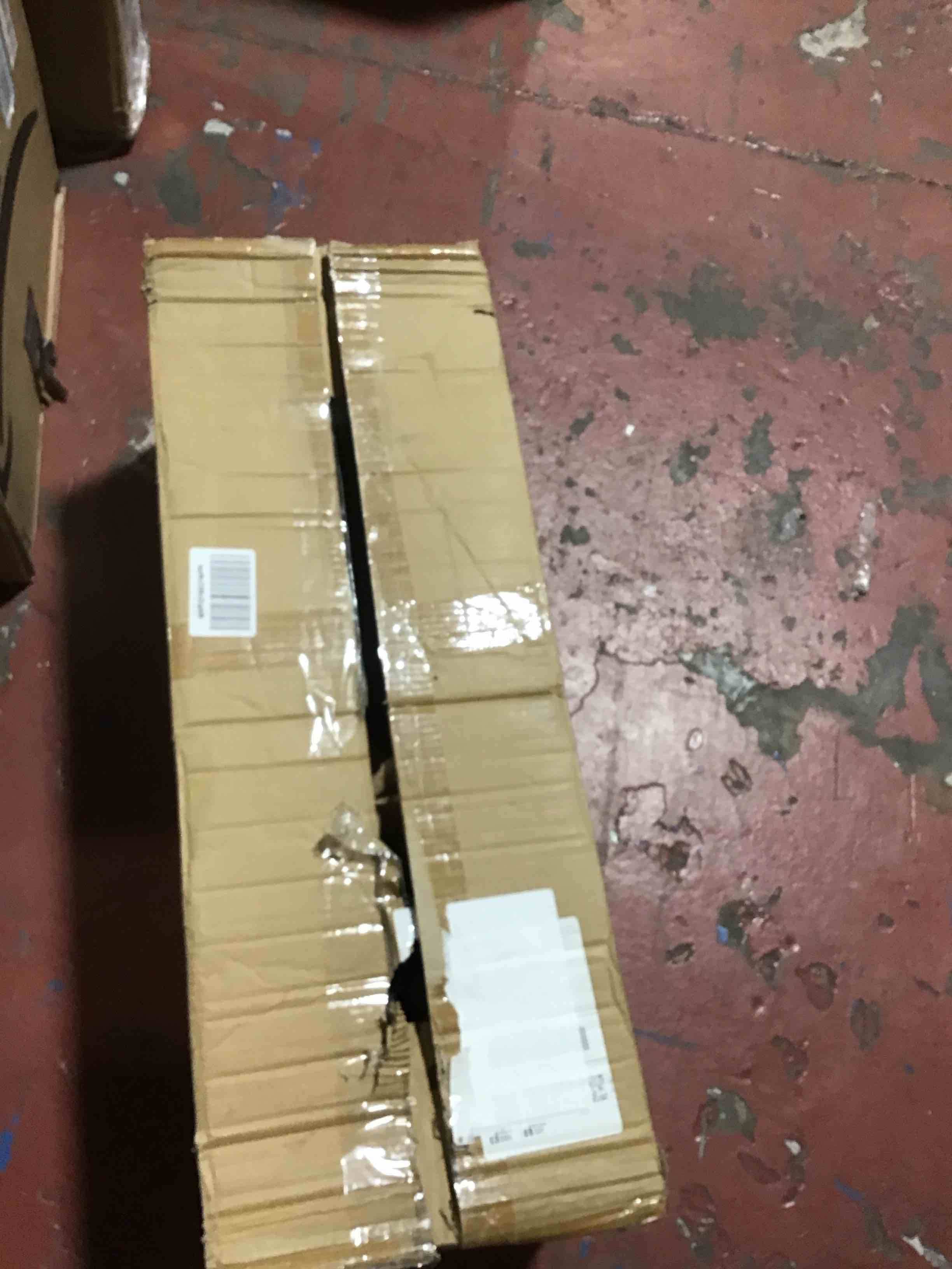 https://s3.amazonaws.com/lotting-images-prod/bidfta/RED3993186_1711470351087.jpeg