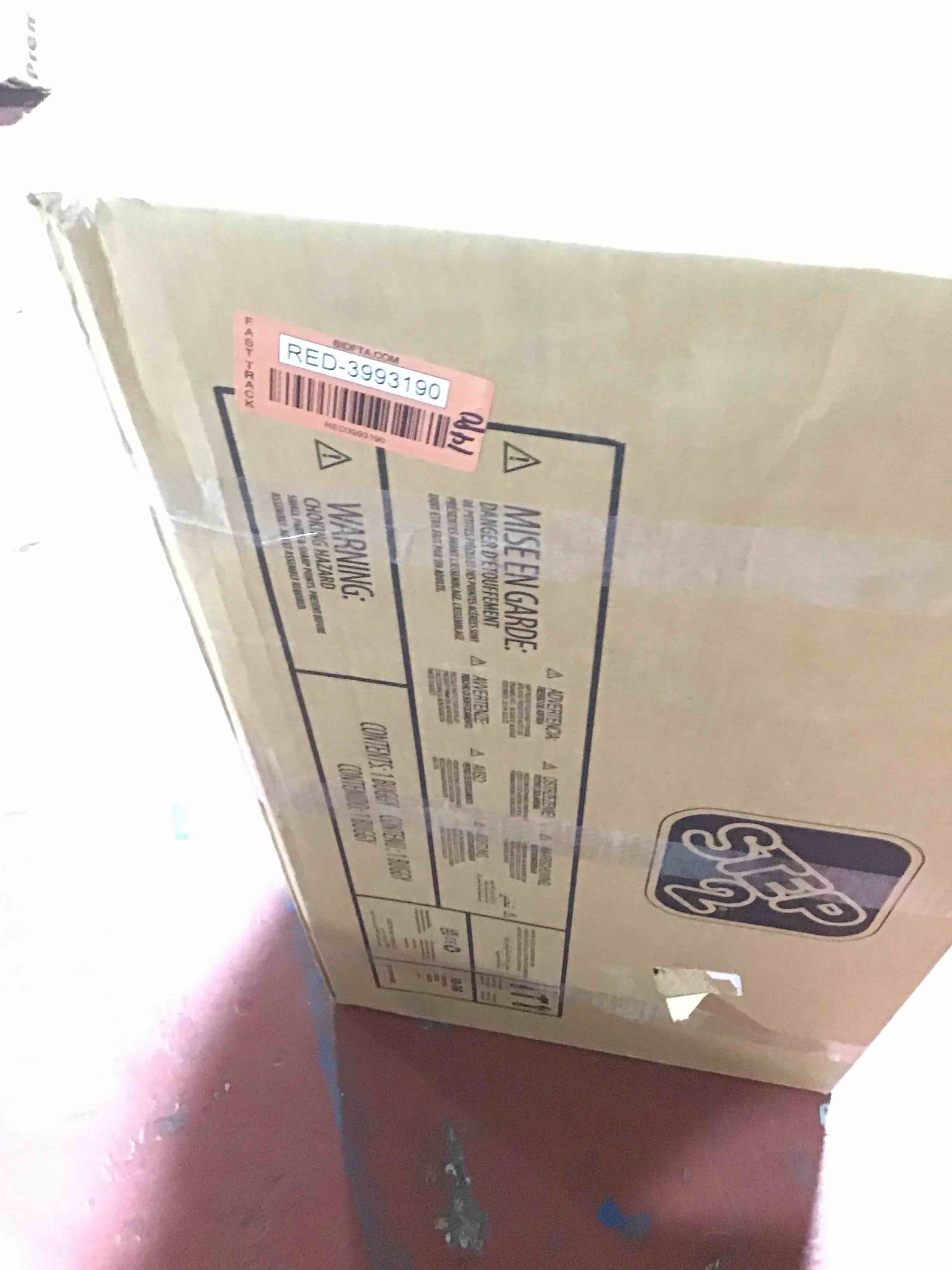 https://s3.amazonaws.com/lotting-images-prod/bidfta/RED3993190_1711471121371.jpeg