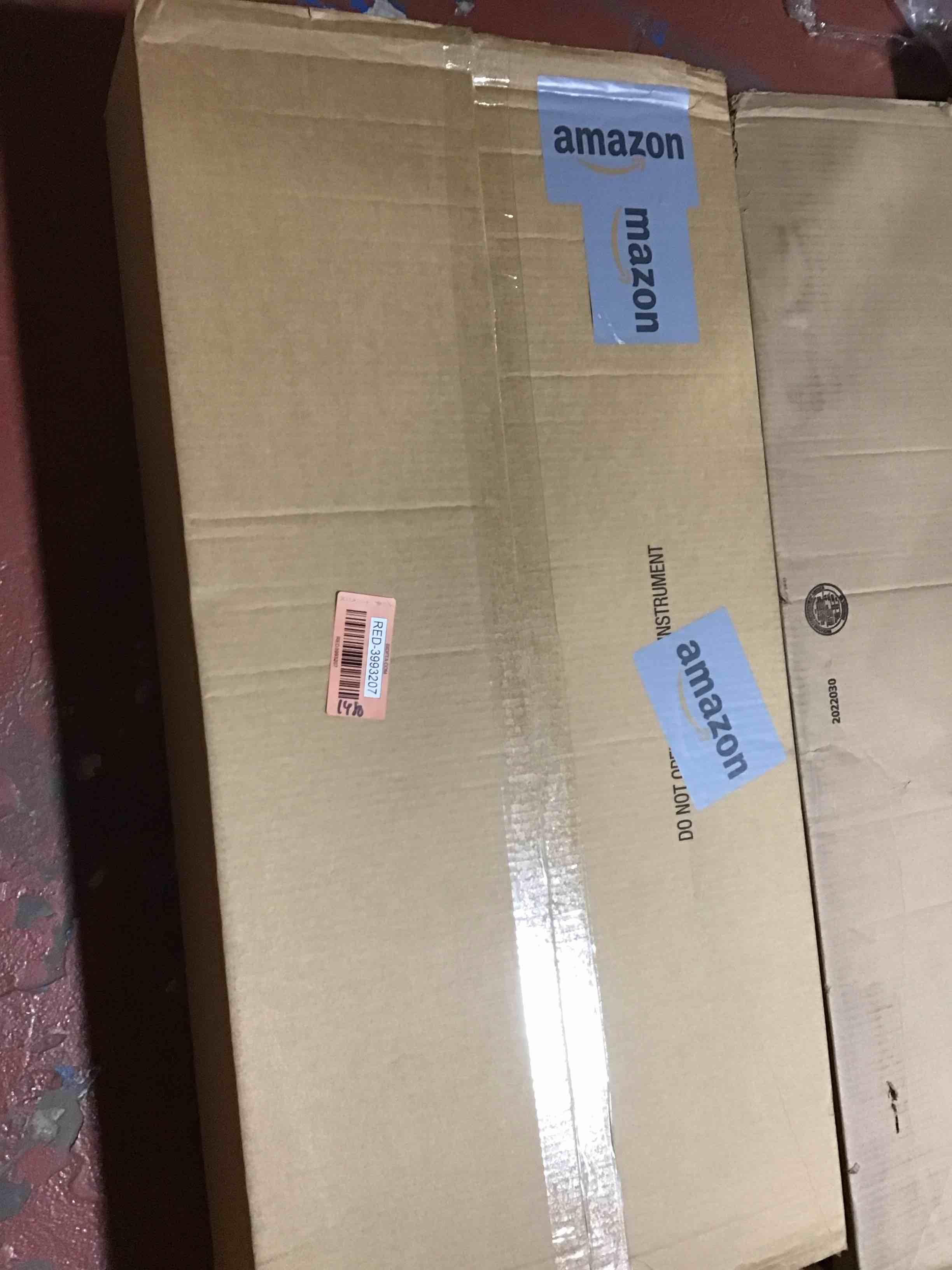 https://s3.amazonaws.com/lotting-images-prod/bidfta/RED3993207_1711475213895.jpeg