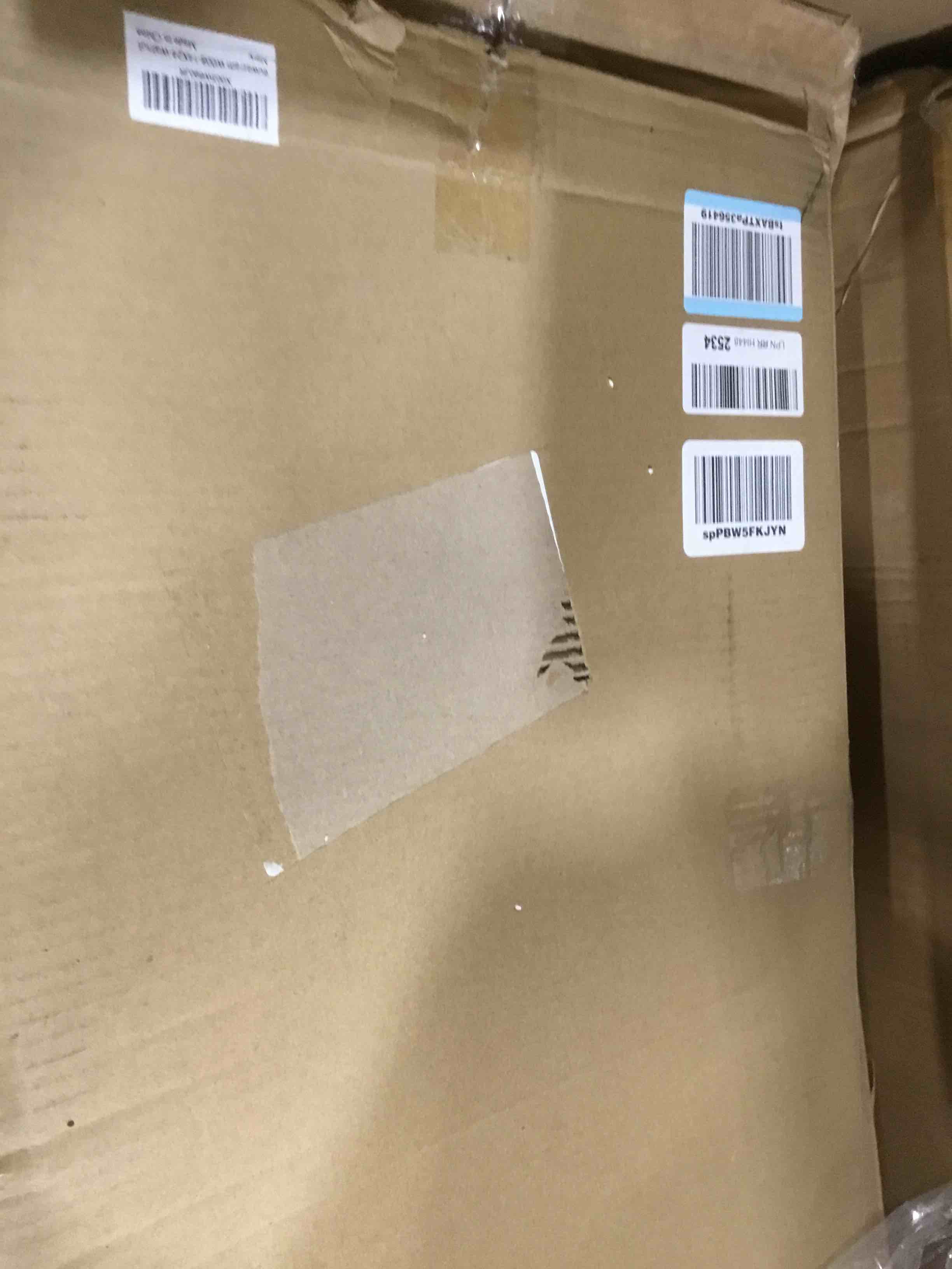 https://s3.amazonaws.com/lotting-images-prod/bidfta/RED3993851_1707926907058.jpeg