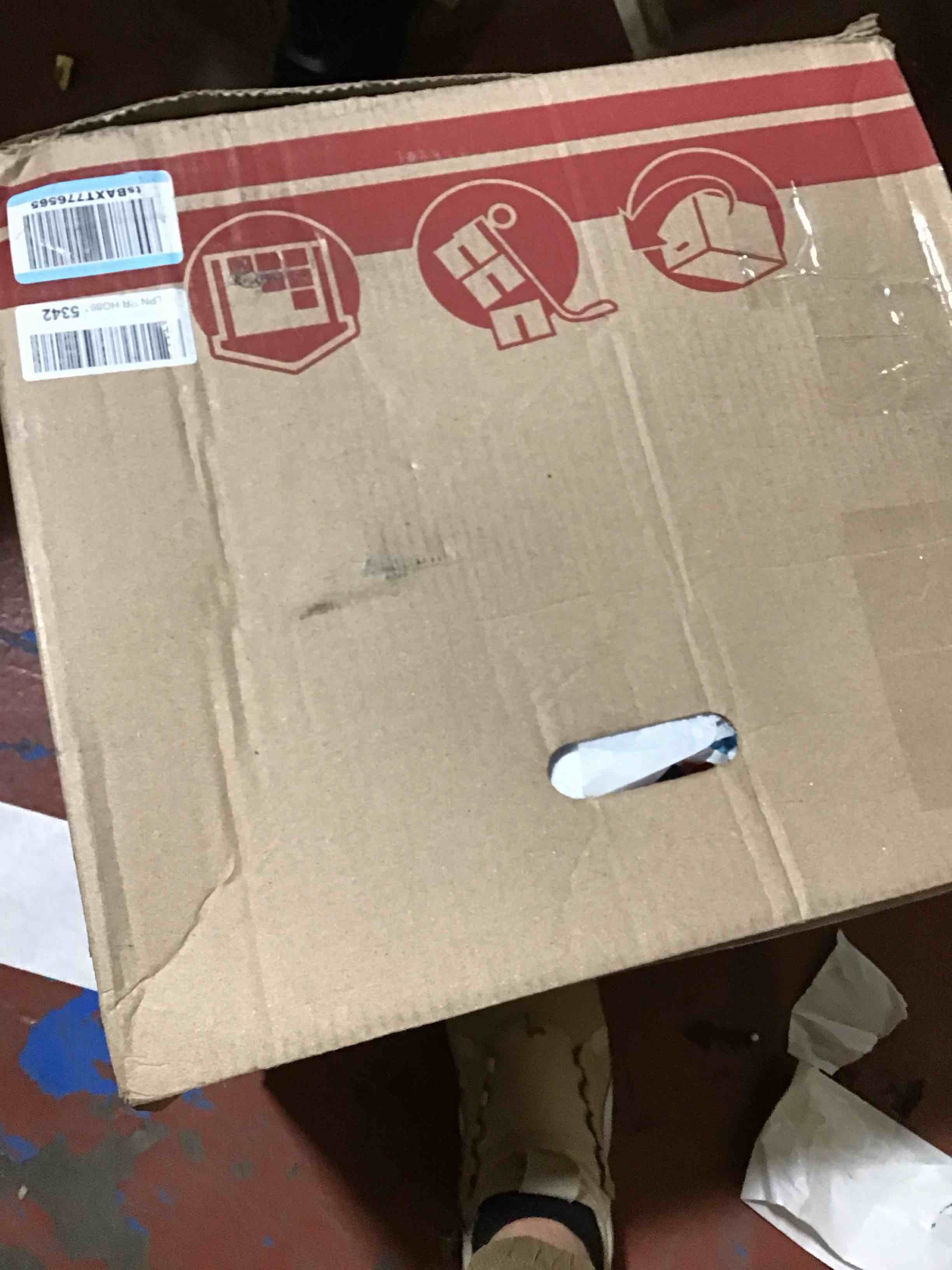 https://s3.amazonaws.com/lotting-images-prod/bidfta/RED3993908_1707938733298.jpeg