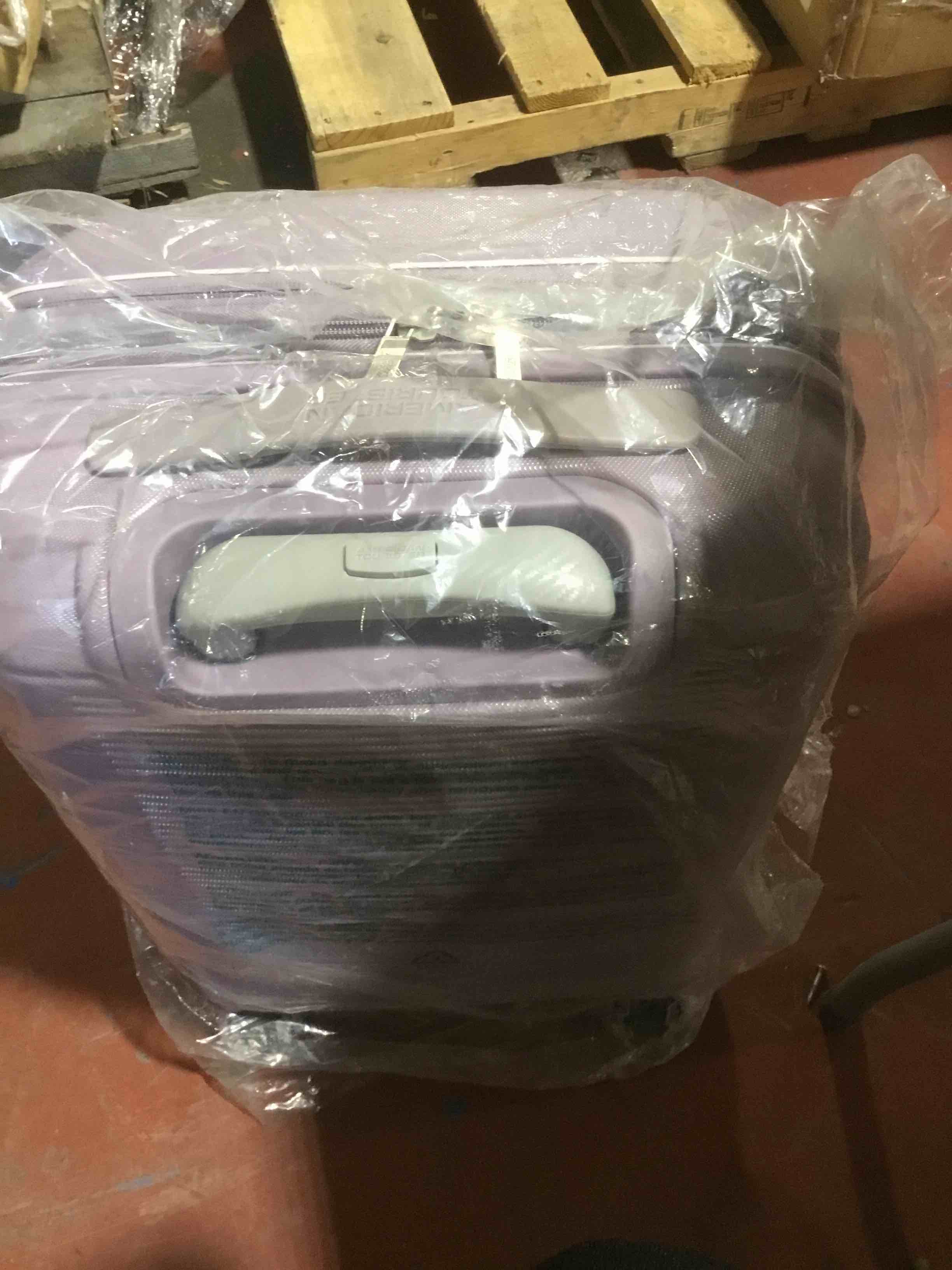 https://s3.amazonaws.com/lotting-images-prod/bidfta/RED3993913_1707938875590.jpeg