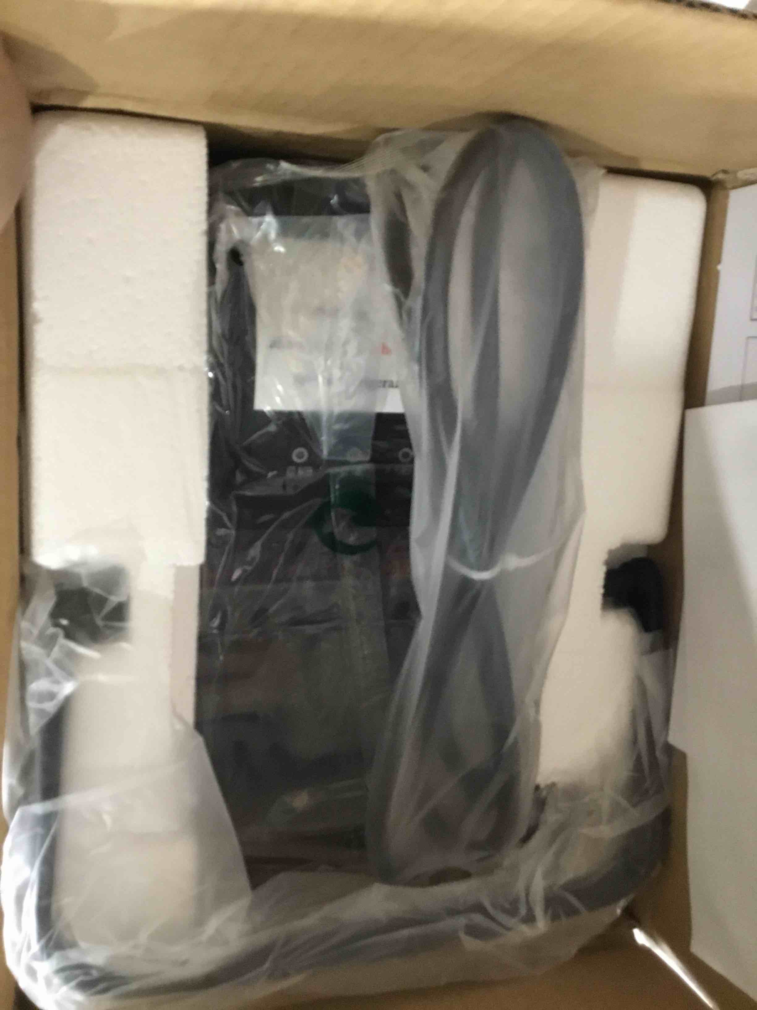 https://s3.amazonaws.com/lotting-images-prod/bidfta/RED3995117_1709060350054.jpeg