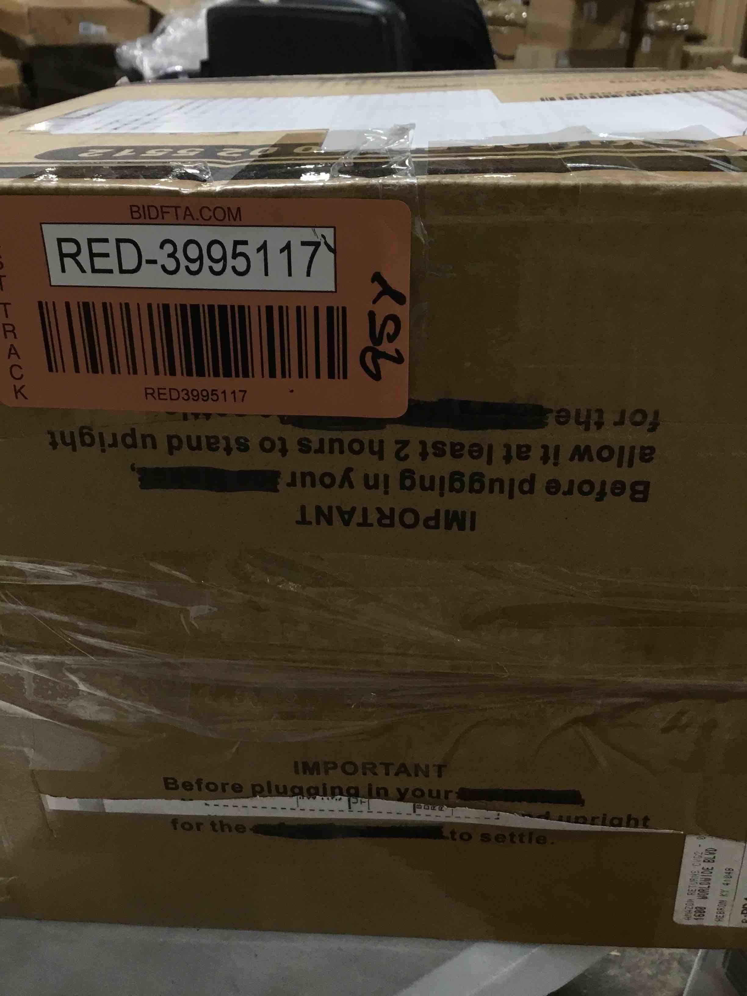 https://s3.amazonaws.com/lotting-images-prod/bidfta/RED3995117_1709060424741.jpeg