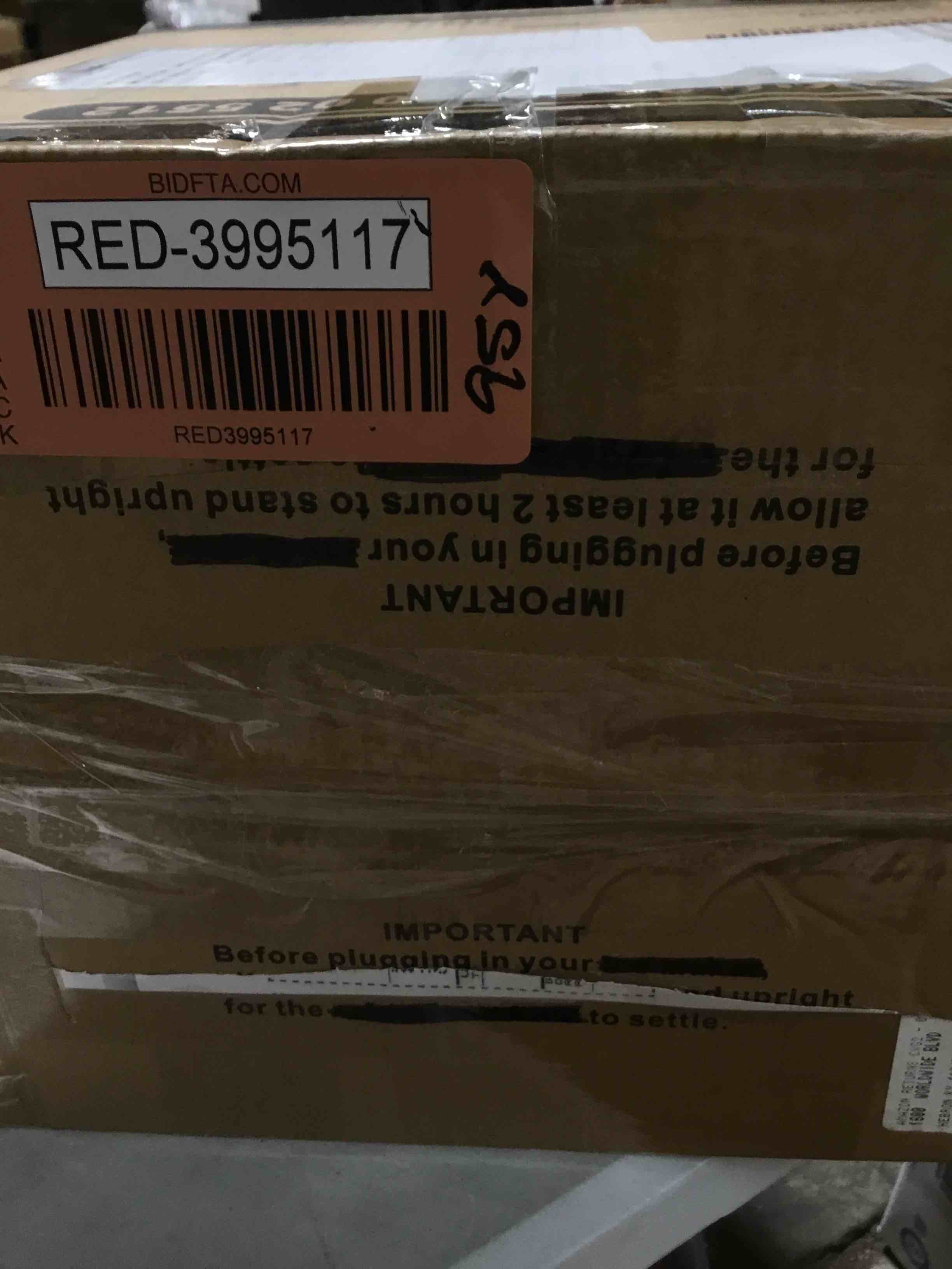 https://s3.amazonaws.com/lotting-images-prod/bidfta/RED3995117_1709060426799.jpeg