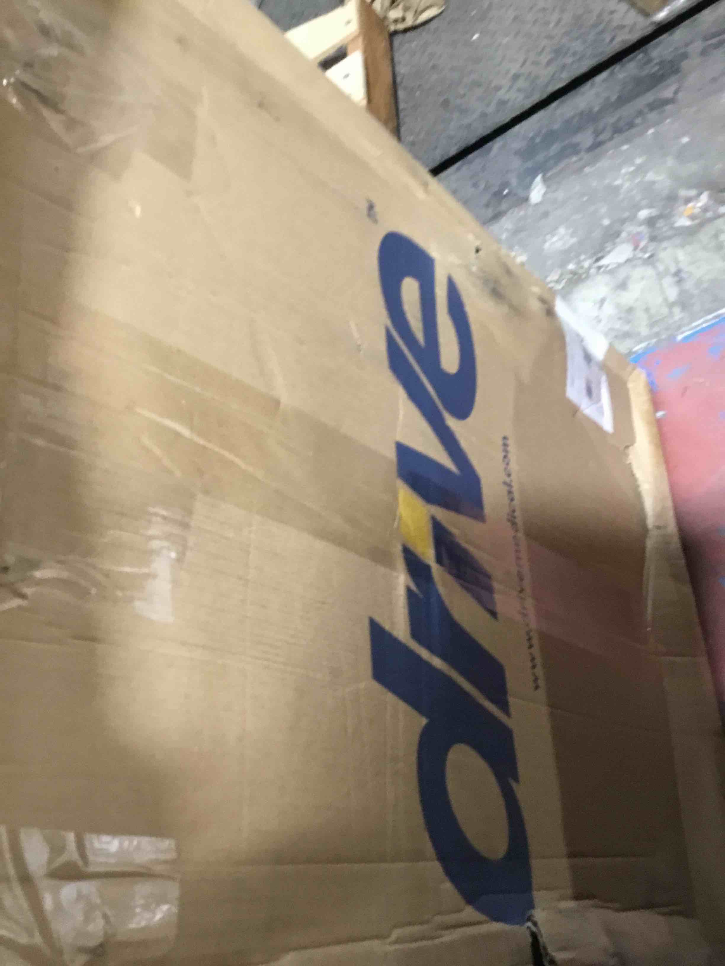 https://s3.amazonaws.com/lotting-images-prod/bidfta/RED3995123_1709061360029.jpeg