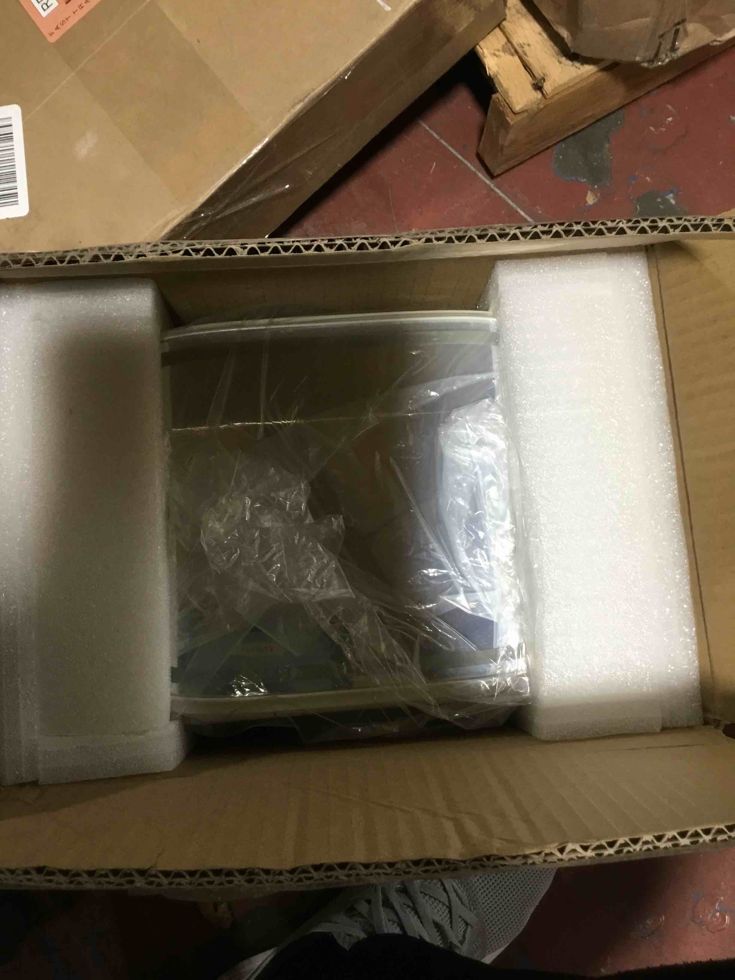 https://s3.amazonaws.com/lotting-images-prod/bidfta/RED3995140_1709063160408.jpeg