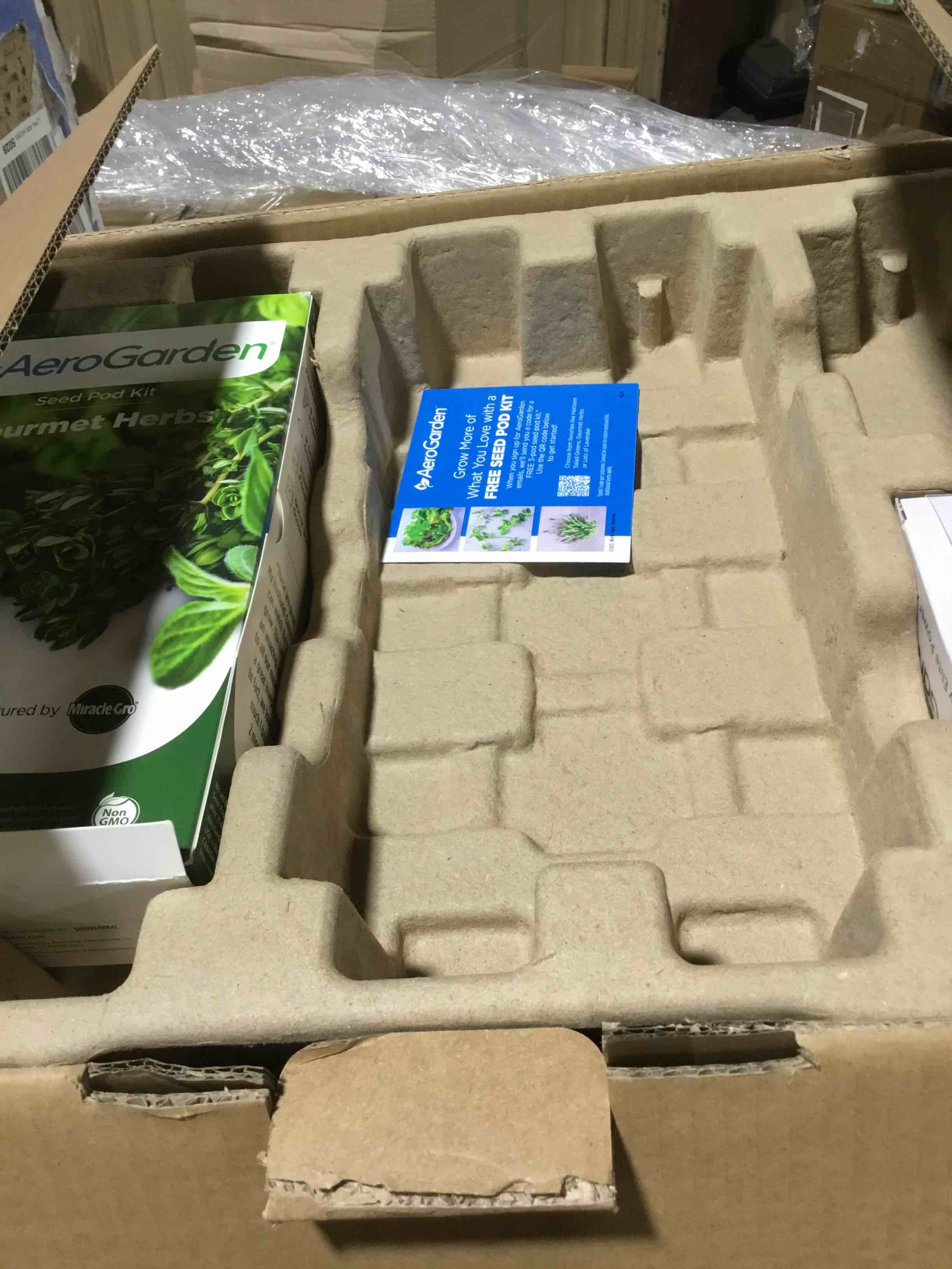 https://s3.amazonaws.com/lotting-images-prod/bidfta/RED3995154_1709063467520.jpeg