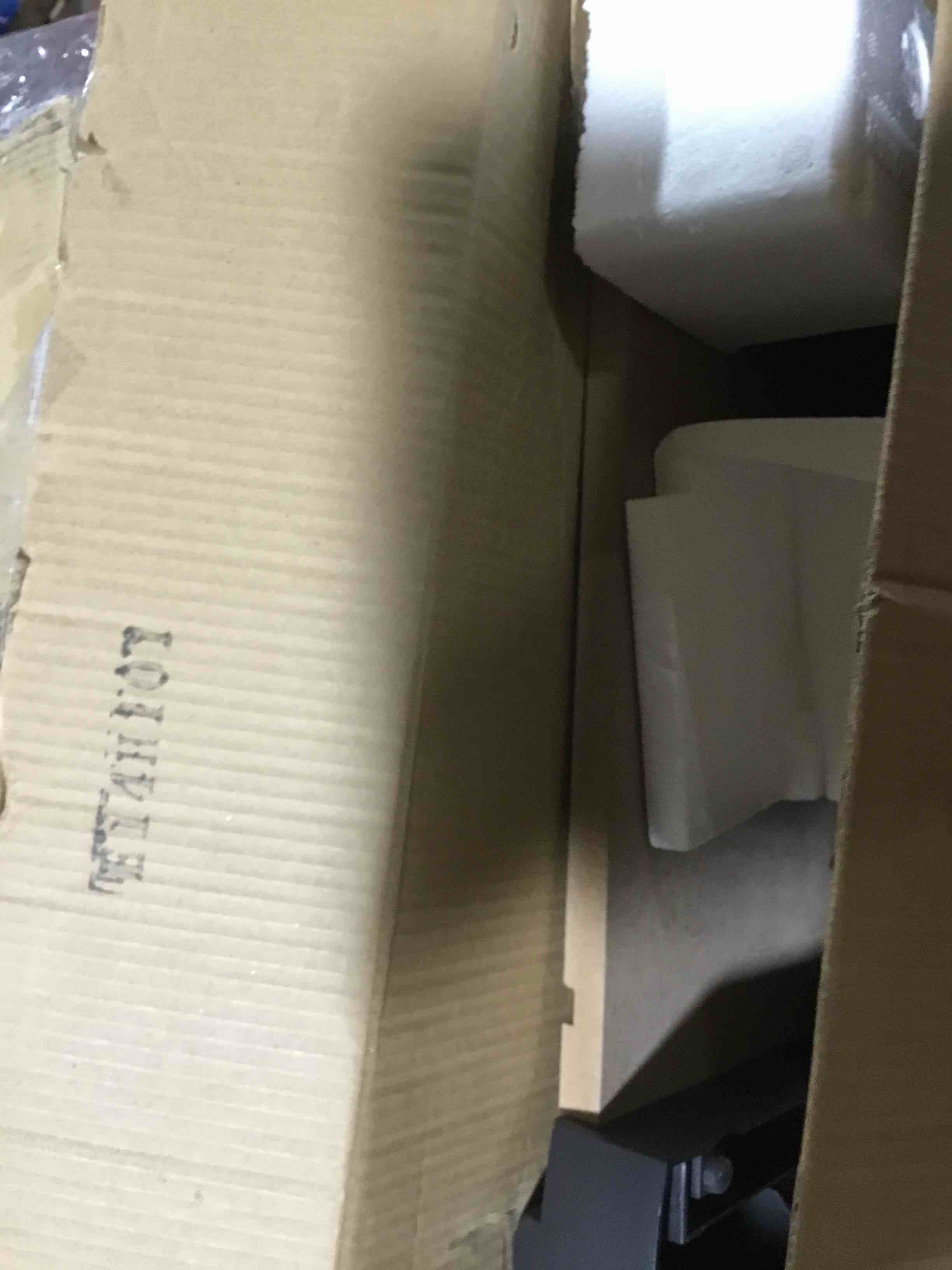 https://s3.amazonaws.com/lotting-images-prod/bidfta/RED3995155_1709063581591.jpeg