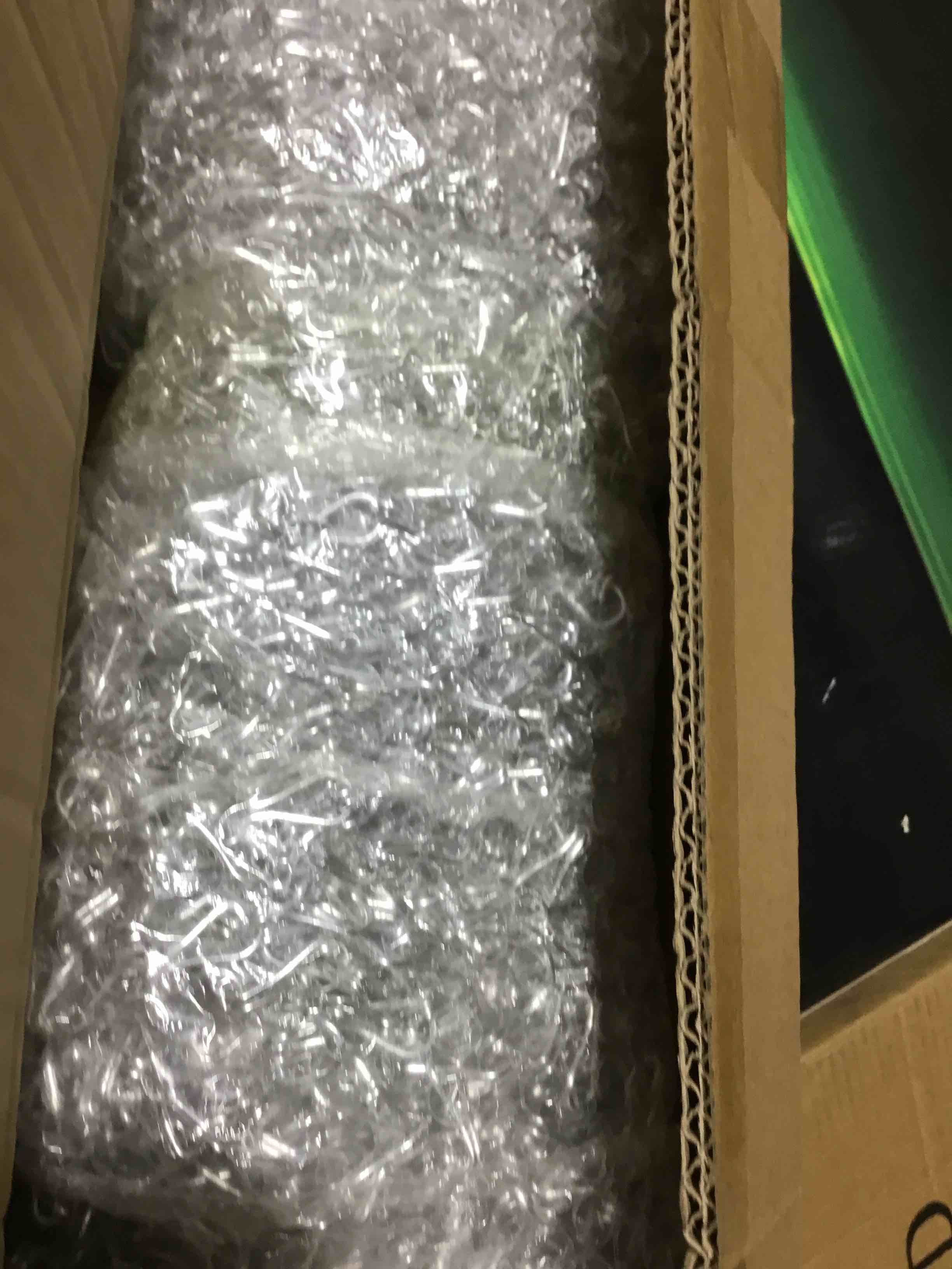 https://s3.amazonaws.com/lotting-images-prod/bidfta/RED3996194_1709849681960.jpeg