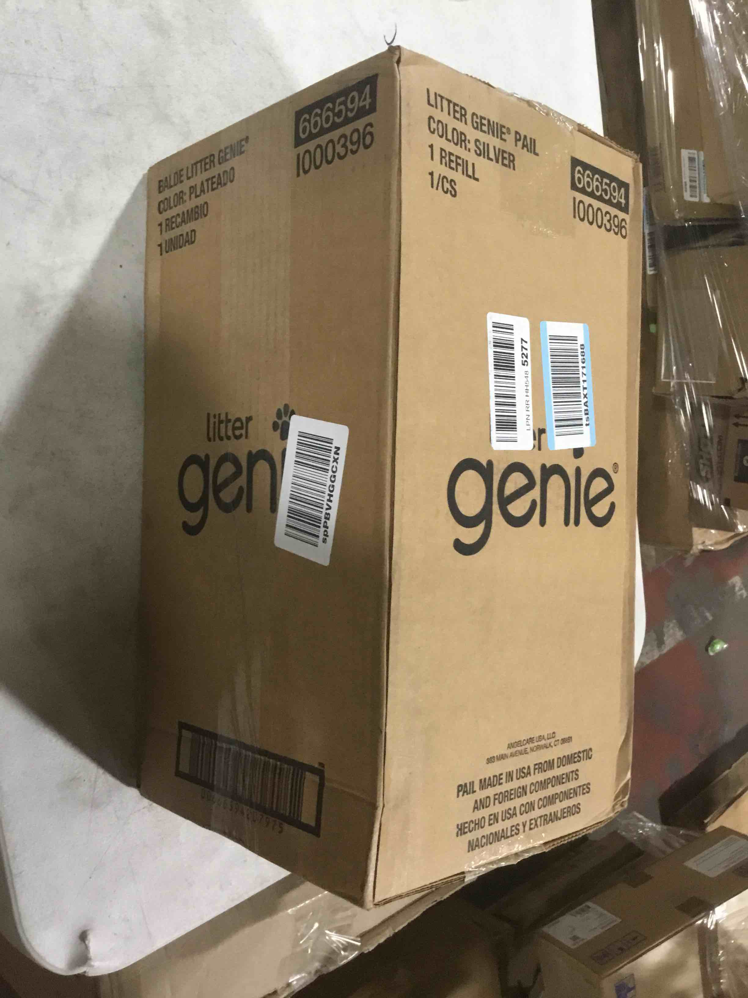 https://s3.amazonaws.com/lotting-images-prod/bidfta/RED3996469_1703624090872.jpeg