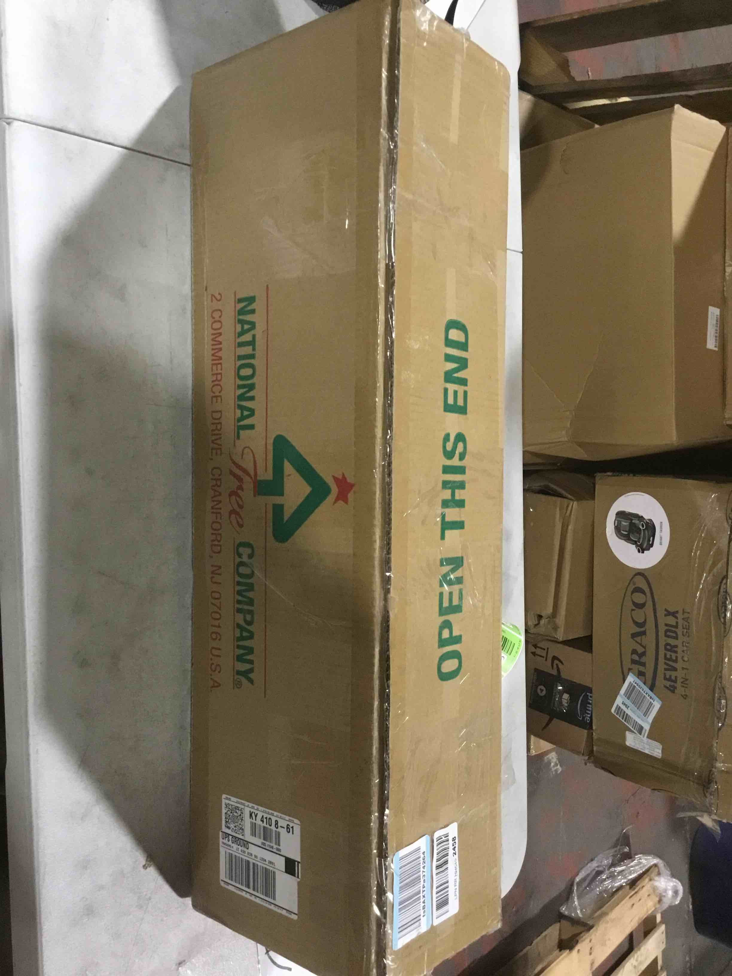 https://s3.amazonaws.com/lotting-images-prod/bidfta/RED3996505_1703622347252.jpeg