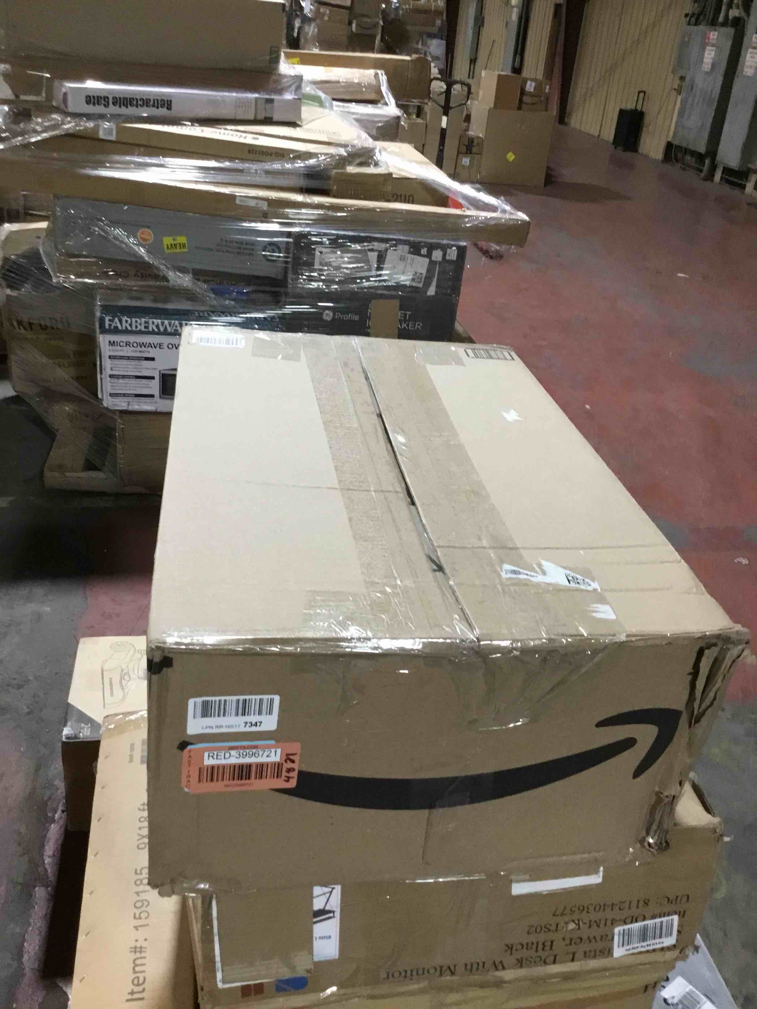 https://s3.amazonaws.com/lotting-images-prod/bidfta/RED3996721_1704201858082.jpeg