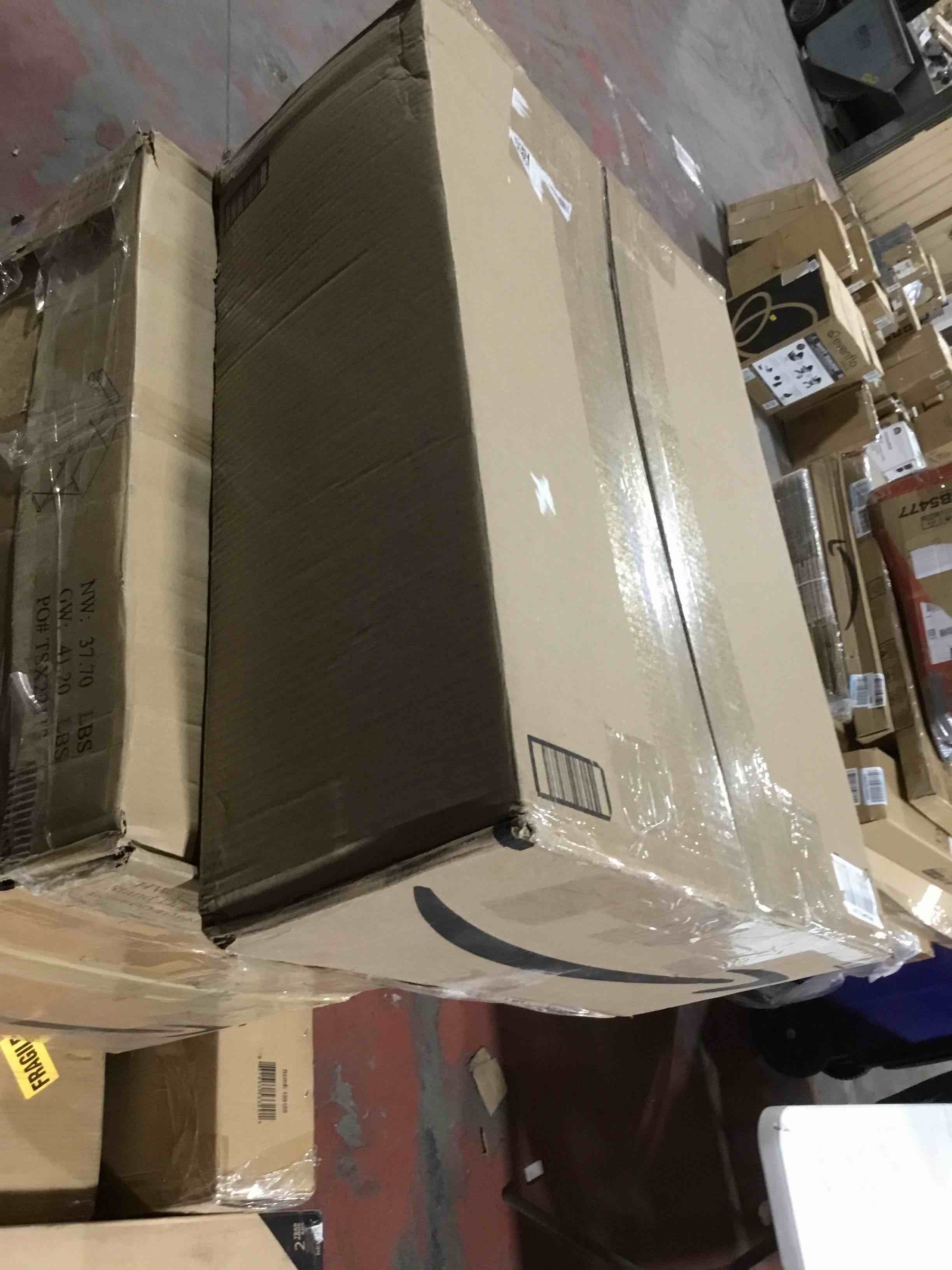 https://s3.amazonaws.com/lotting-images-prod/bidfta/RED3996721_1704201867528.jpeg