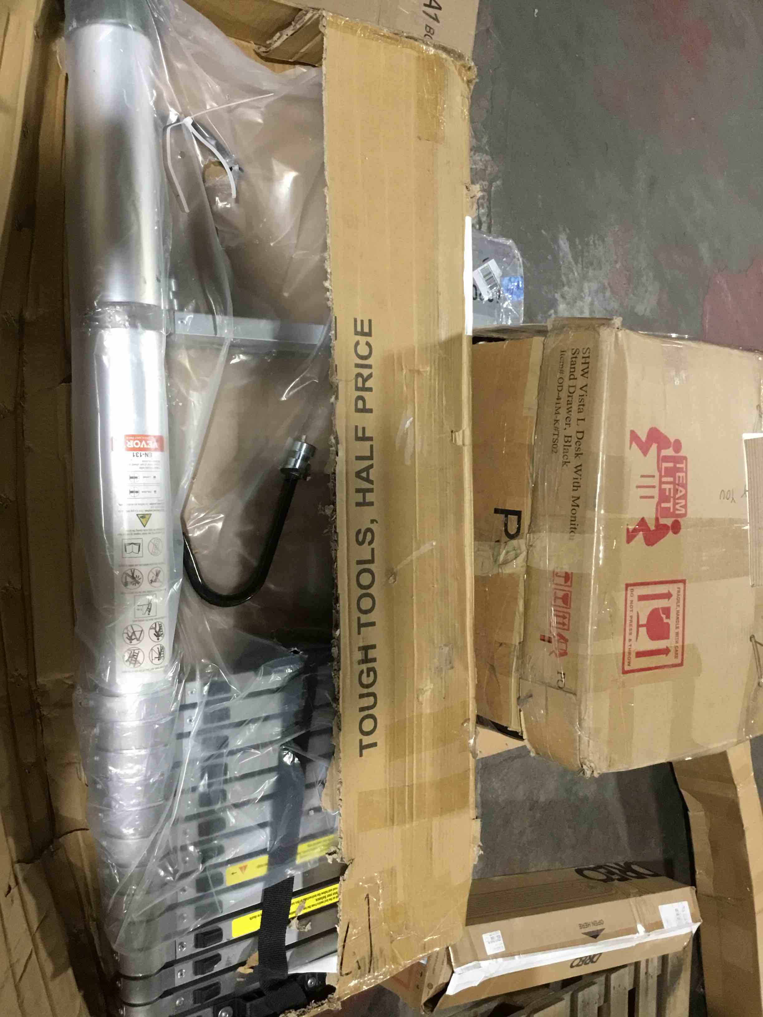https://s3.amazonaws.com/lotting-images-prod/bidfta/RED3996726_1704203763817.jpeg