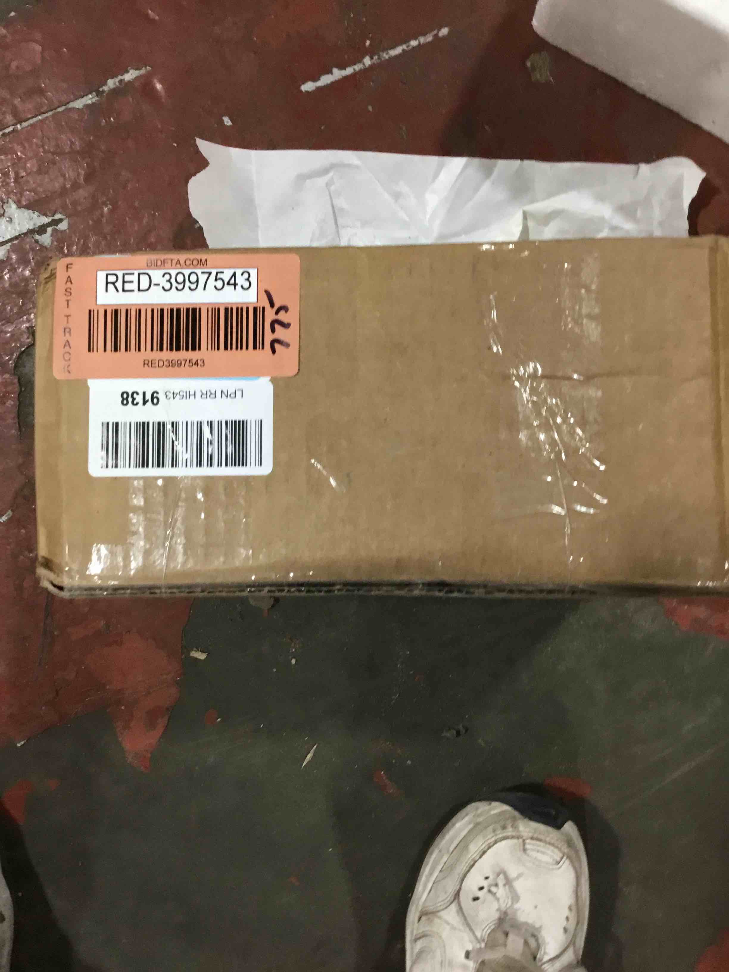 https://s3.amazonaws.com/lotting-images-prod/bidfta/RED3997543_1708353028271.jpeg