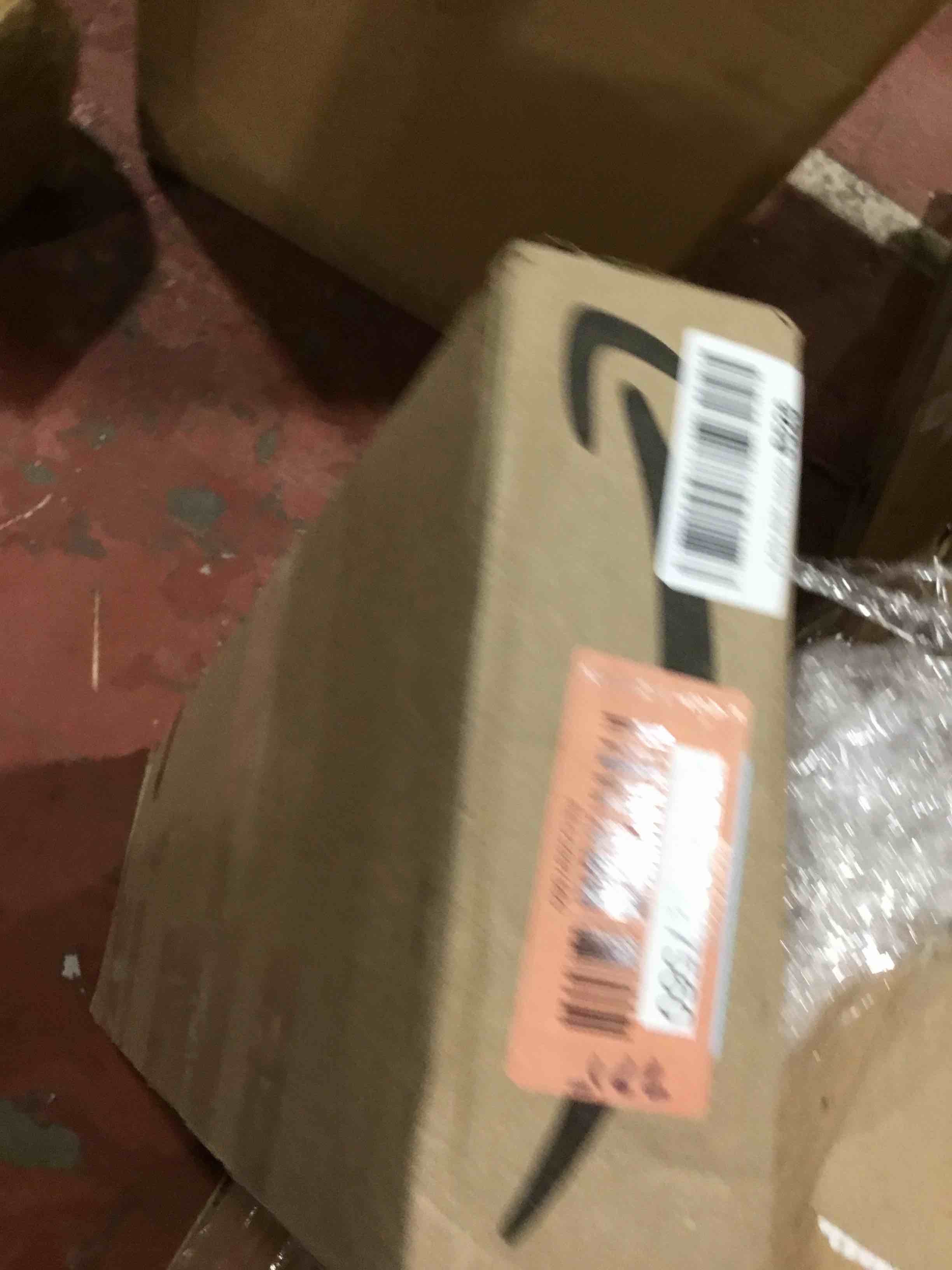https://s3.amazonaws.com/lotting-images-prod/bidfta/RED3997560_1708354194234.jpeg