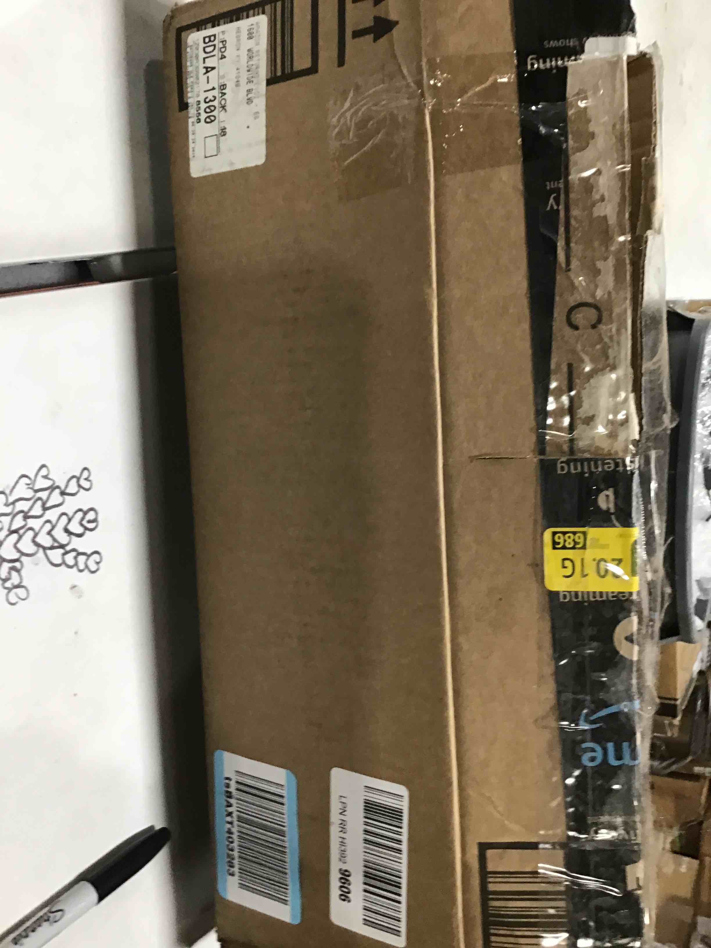 https://s3.amazonaws.com/lotting-images-prod/bidfta/RED3998246_1706300562098.jpeg