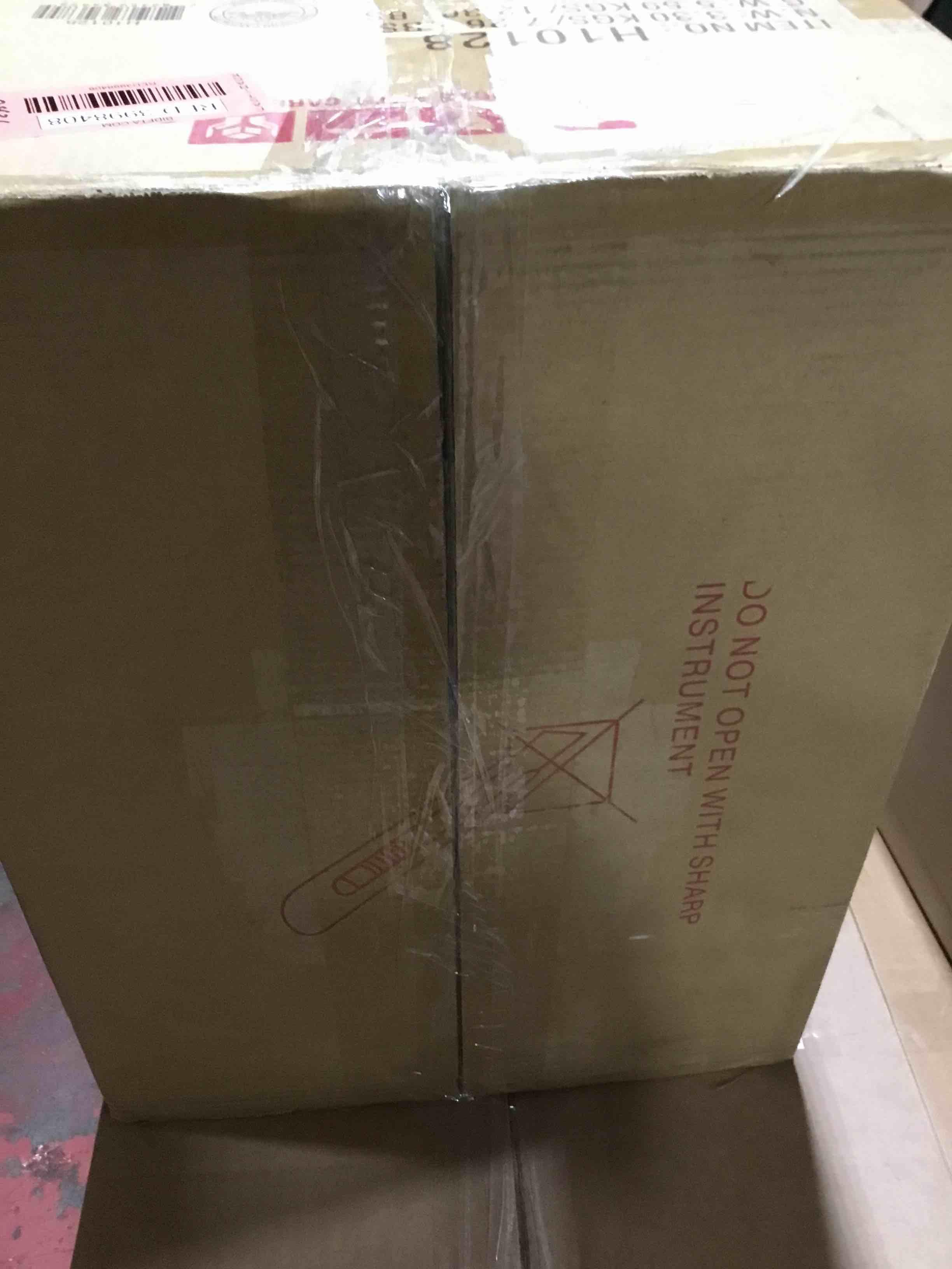 https://s3.amazonaws.com/lotting-images-prod/bidfta/RED3998408_1706623311338.jpeg