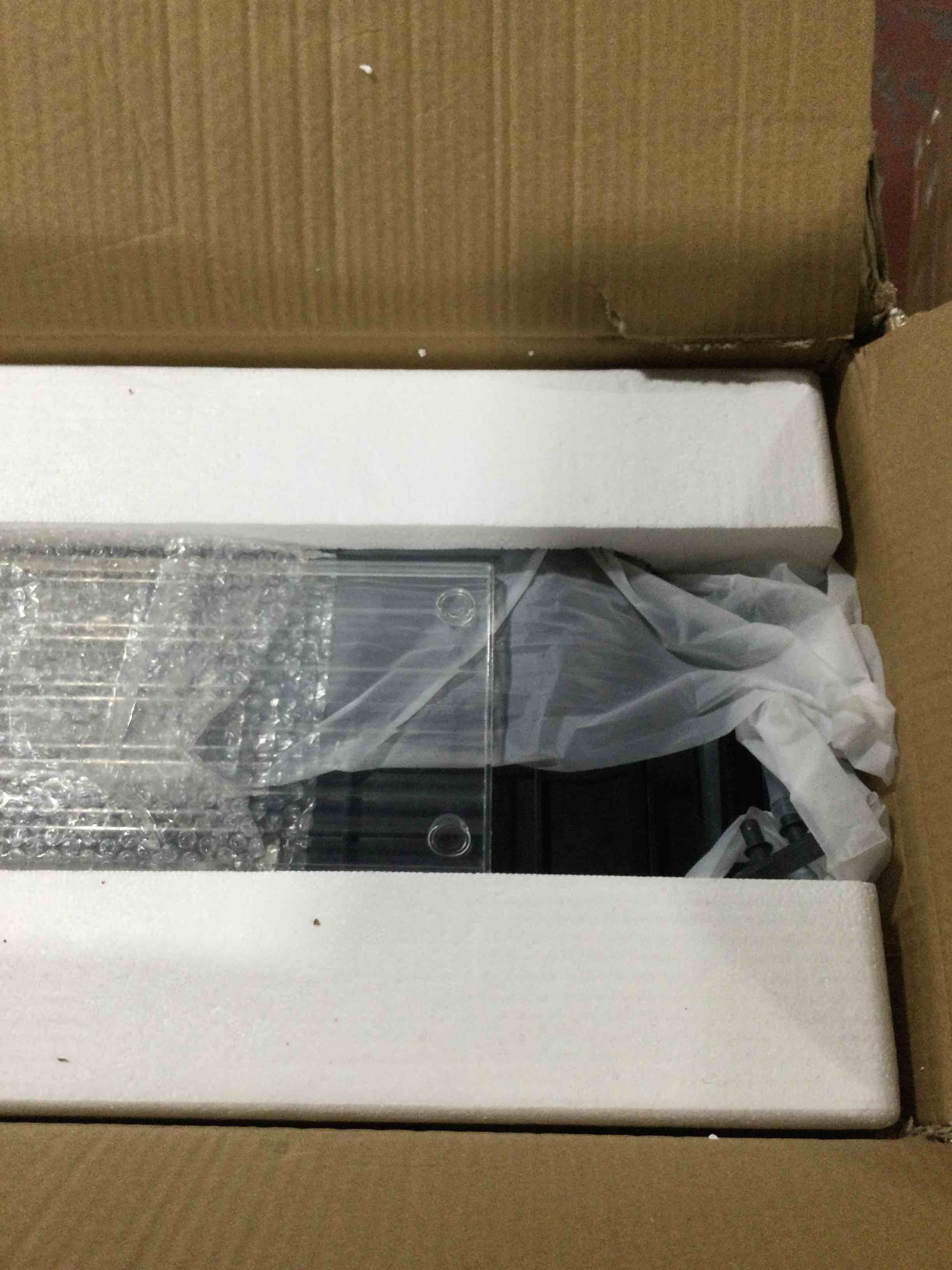 https://s3.amazonaws.com/lotting-images-prod/bidfta/RED3999262_1707343425342.jpeg