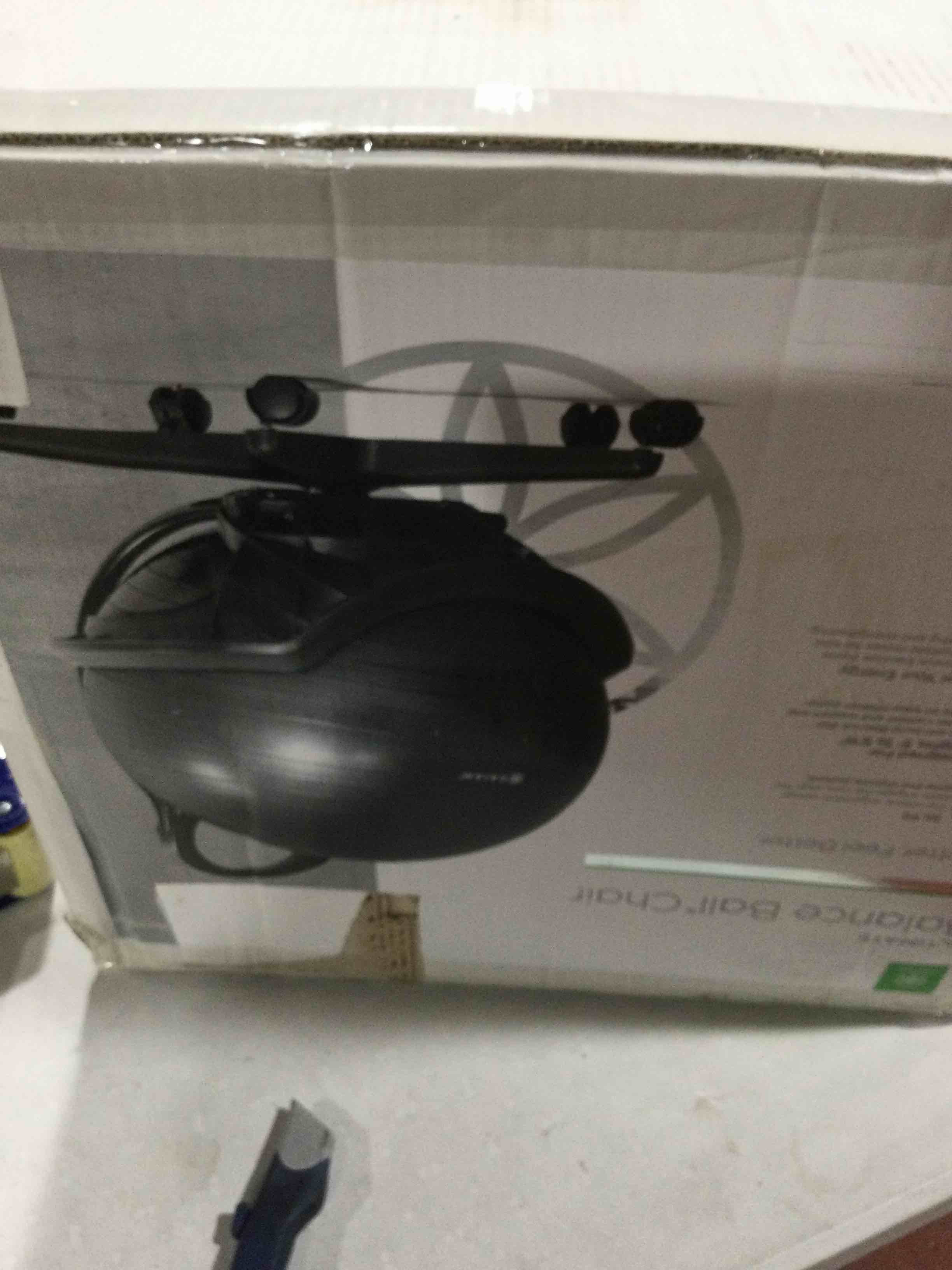 https://s3.amazonaws.com/lotting-images-prod/bidfta/RED3999277_1707341992470.jpeg