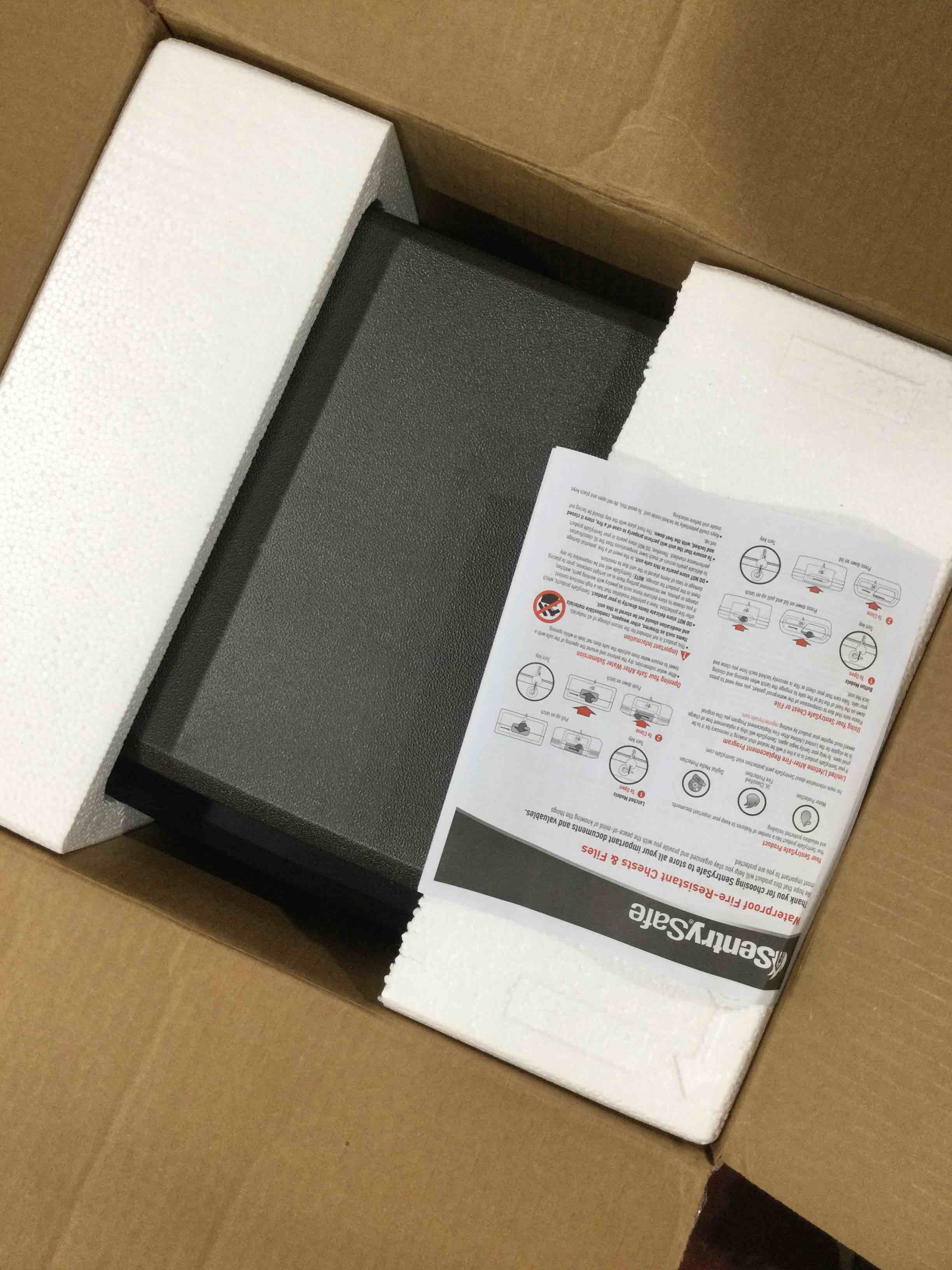 https://s3.amazonaws.com/lotting-images-prod/bidfta/RED3999278_1707341845435.jpeg