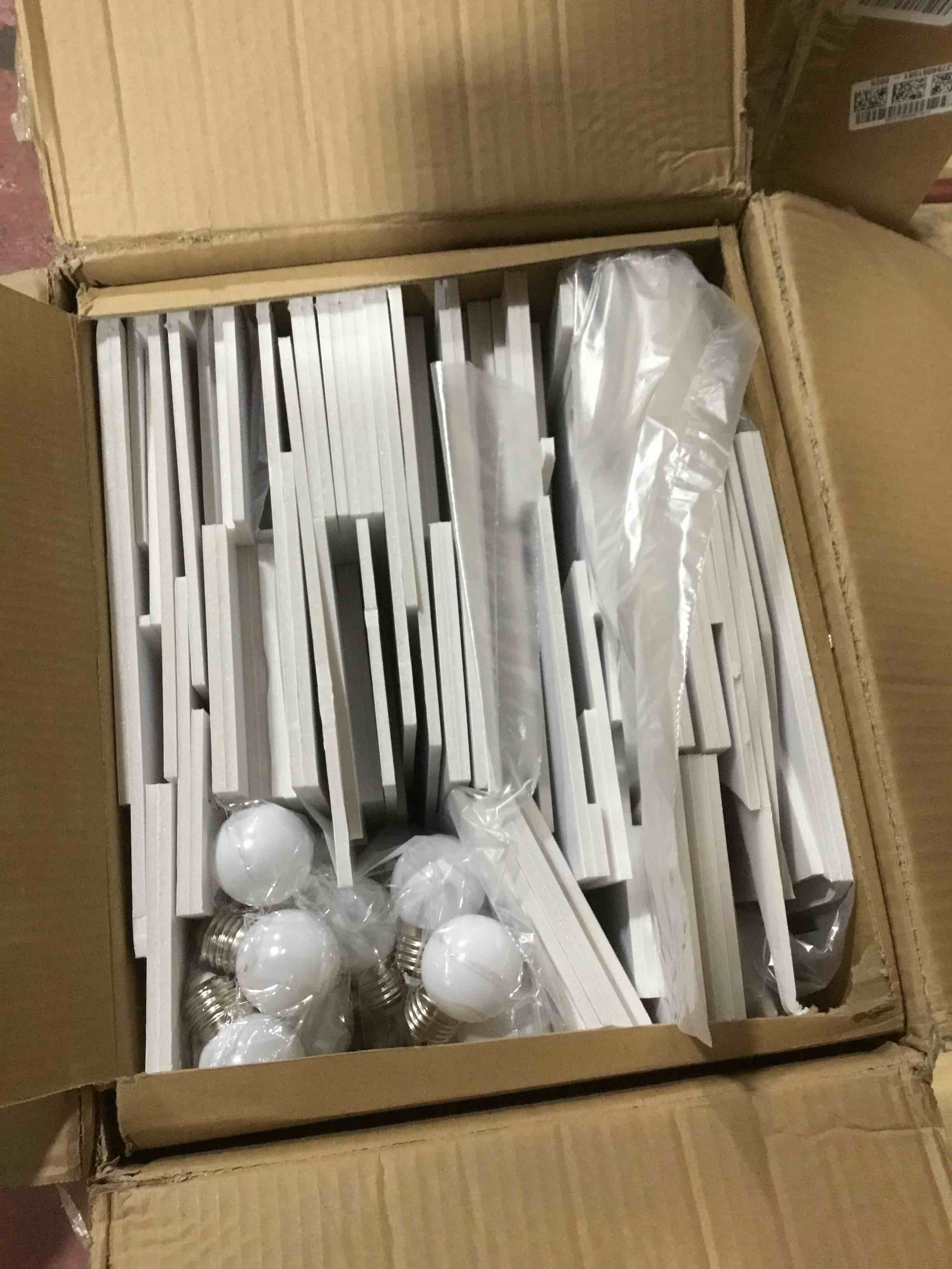 https://s3.amazonaws.com/lotting-images-prod/bidfta/RED3999741_1710859610025.jpeg