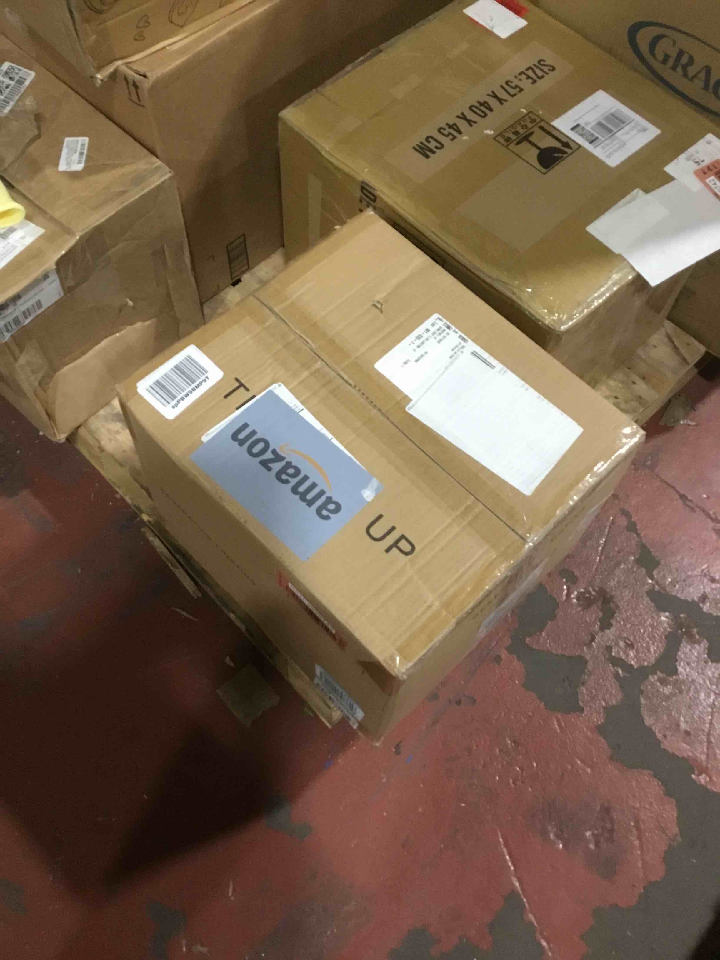 https://s3.amazonaws.com/lotting-images-prod/bidfta/RED3999743_1710859092796.jpeg