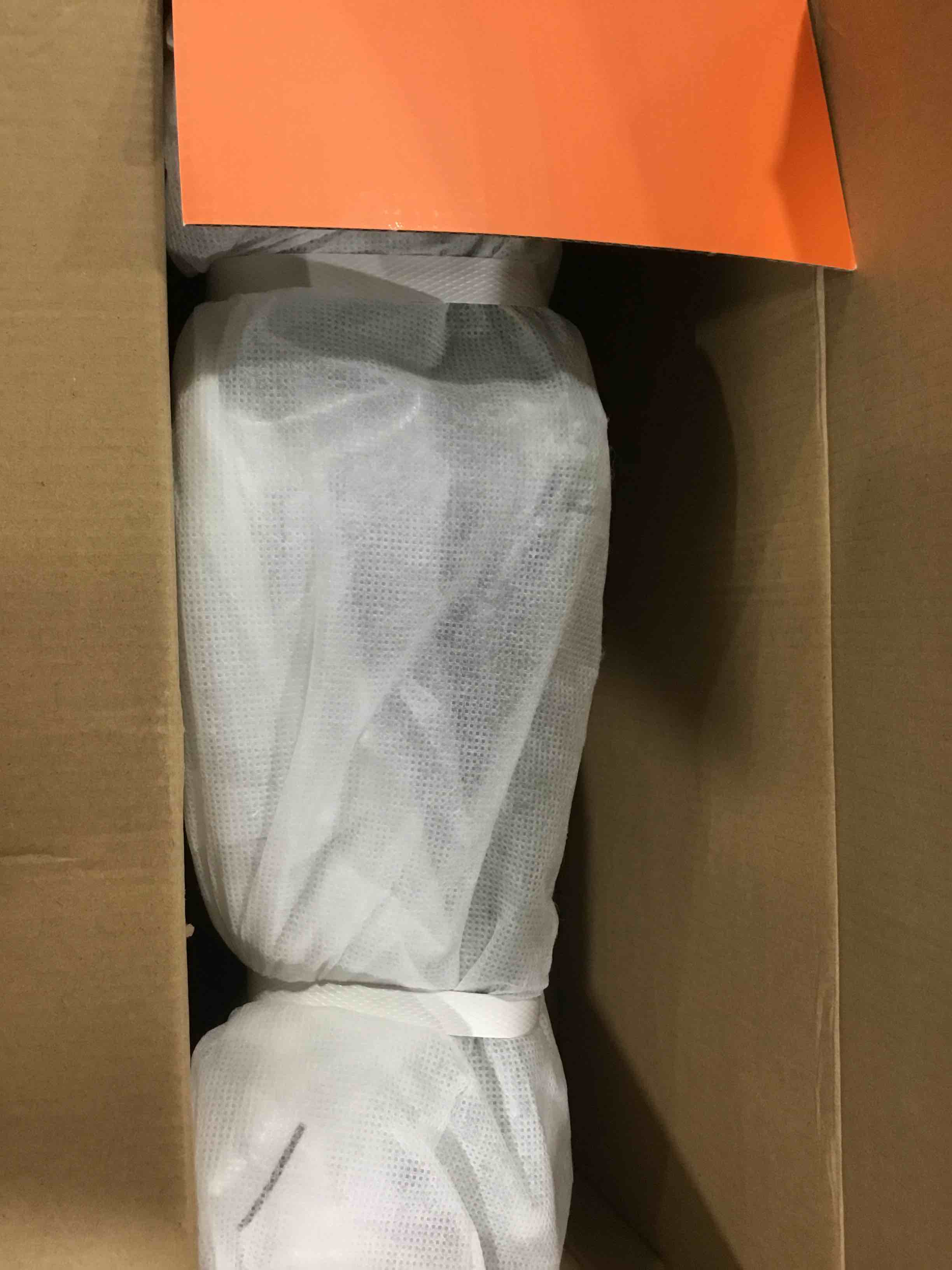 https://s3.amazonaws.com/lotting-images-prod/bidfta/RED4000917_1717444129000.jpeg