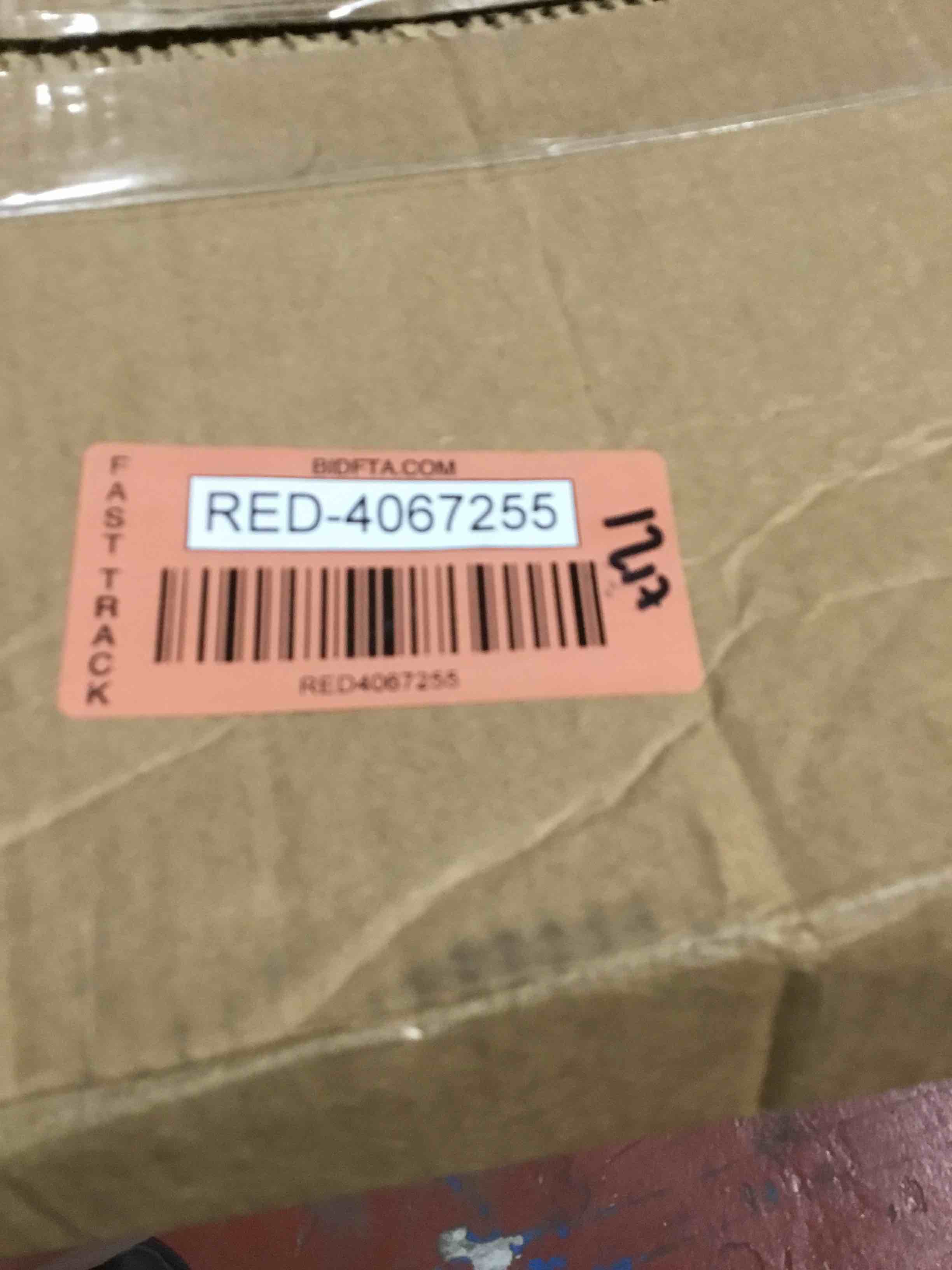 https://s3.amazonaws.com/lotting-images-prod/bidfta/RED4067255_1709923403990.jpeg