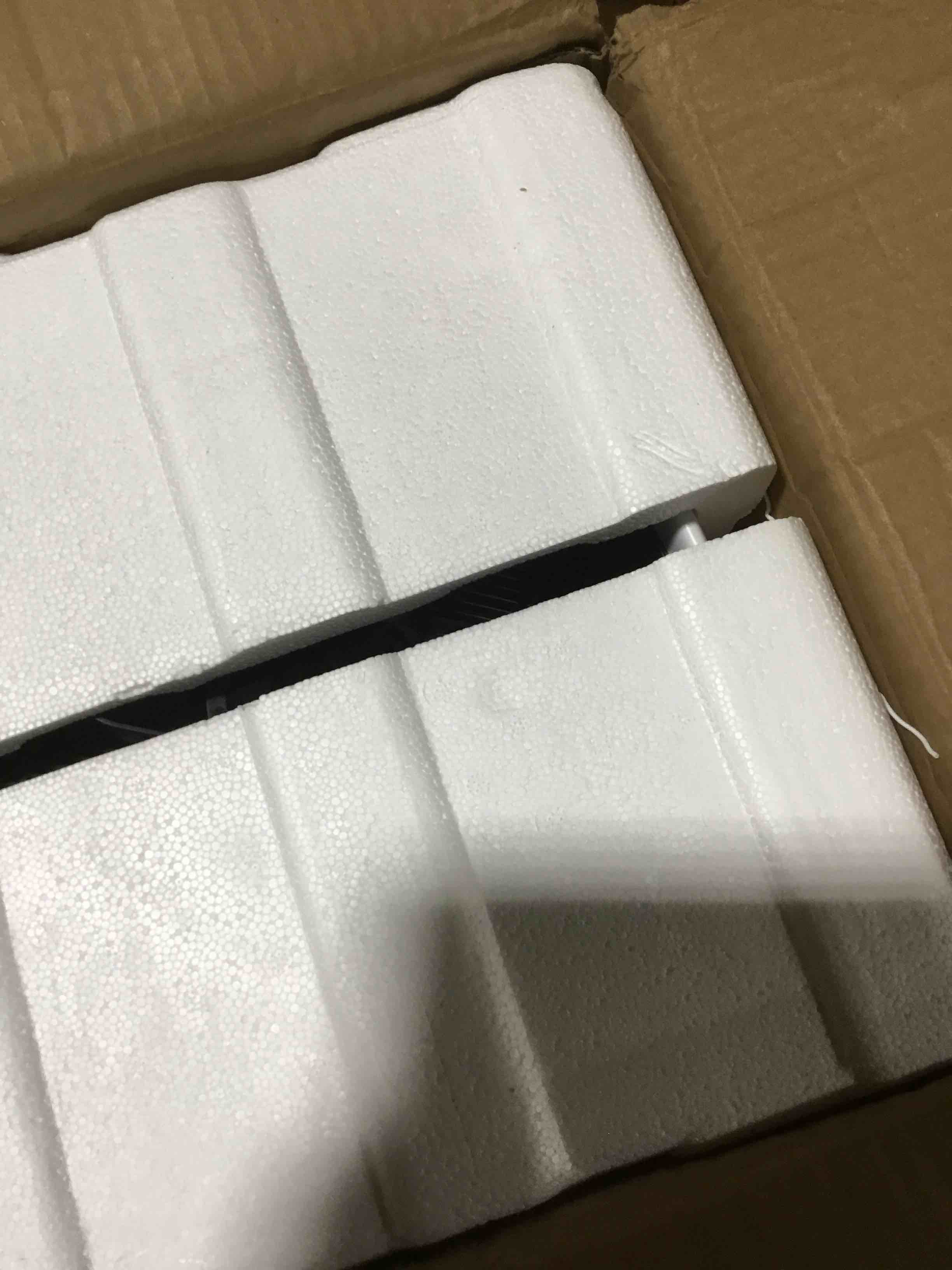 https://s3.amazonaws.com/lotting-images-prod/bidfta/RED4067265_1709924505447.jpeg