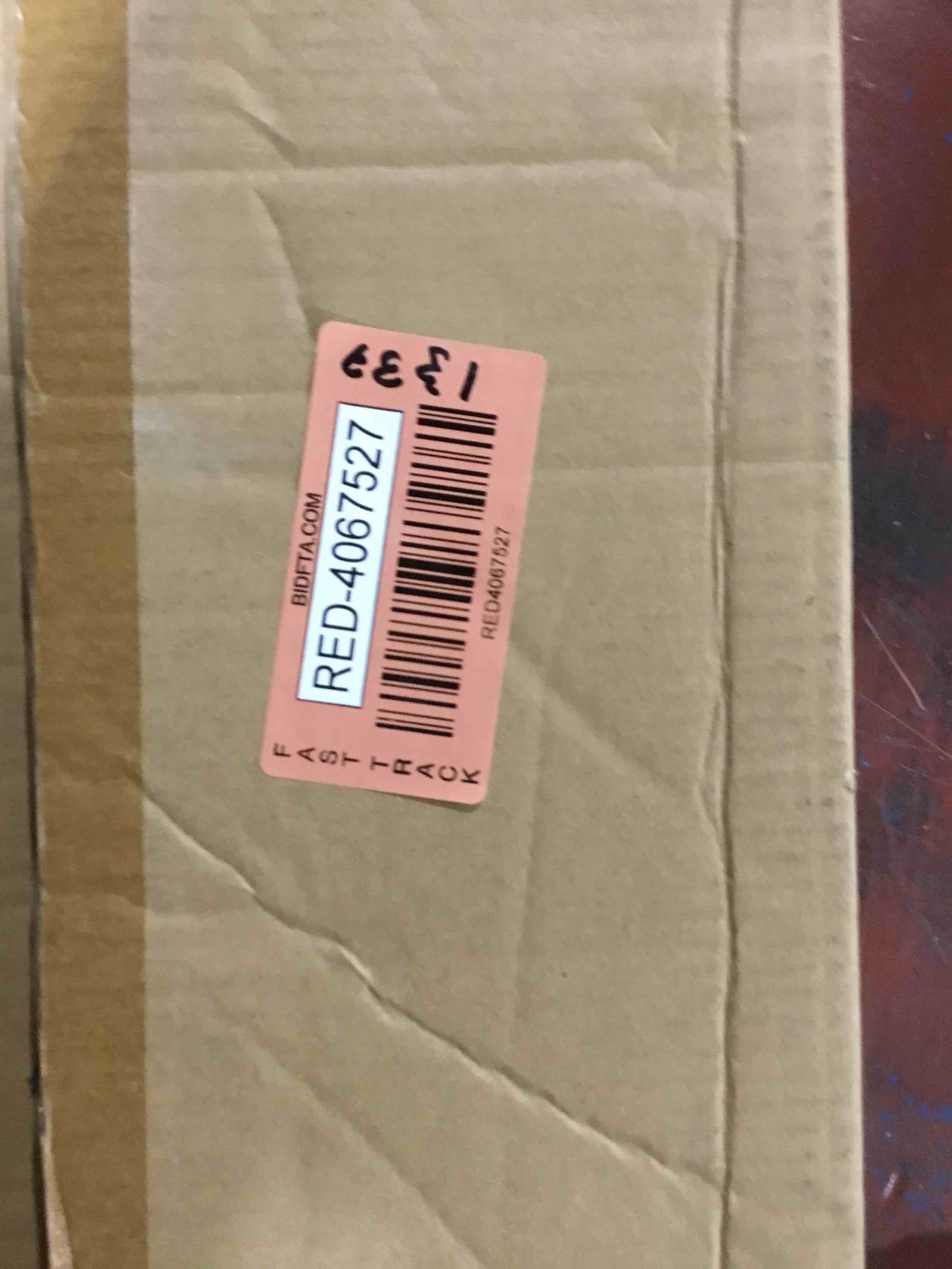 https://s3.amazonaws.com/lotting-images-prod/bidfta/RED4067527_1710522641630.jpeg