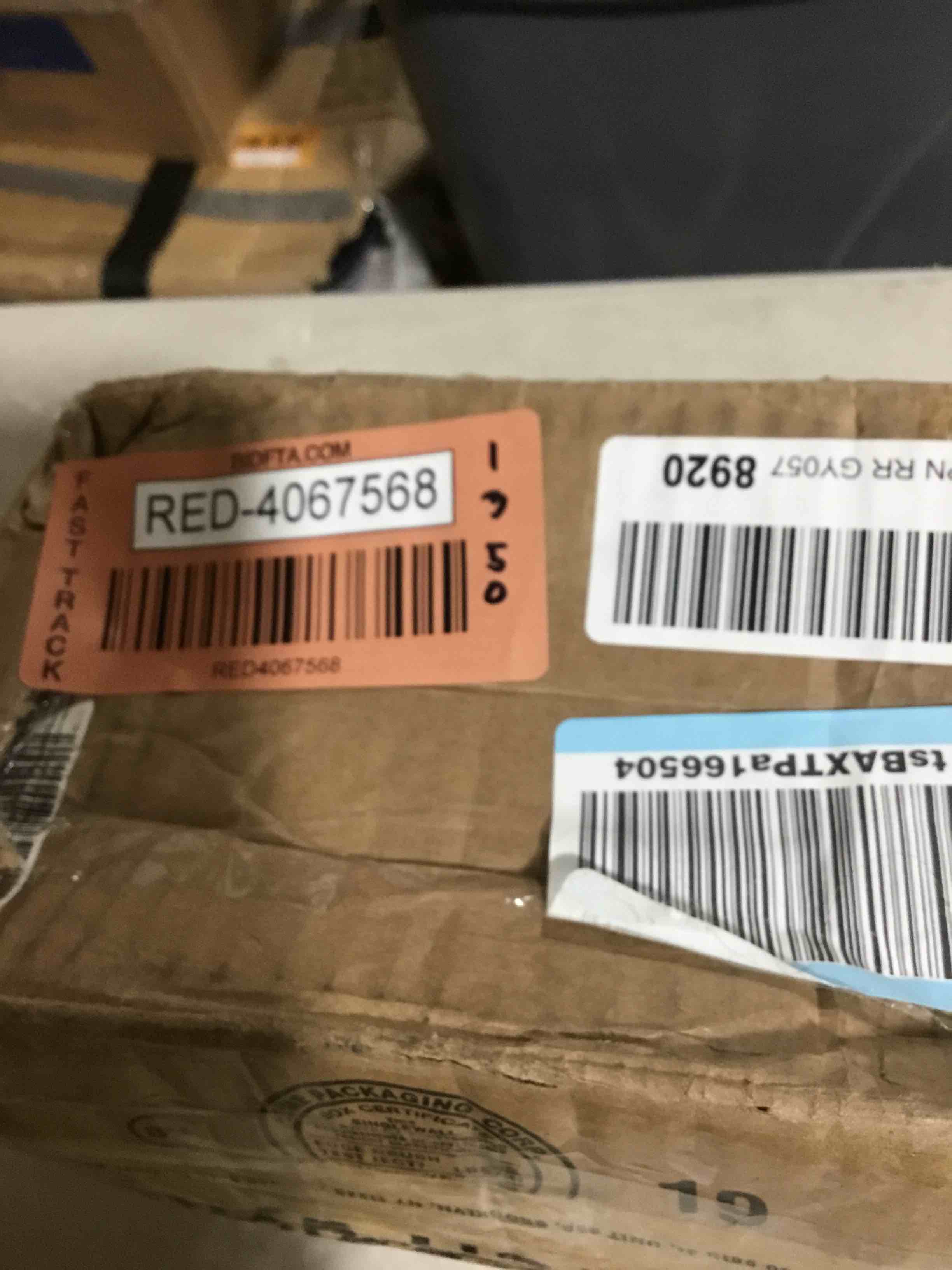 https://s3.amazonaws.com/lotting-images-prod/bidfta/RED4067568_1710537893332.jpeg