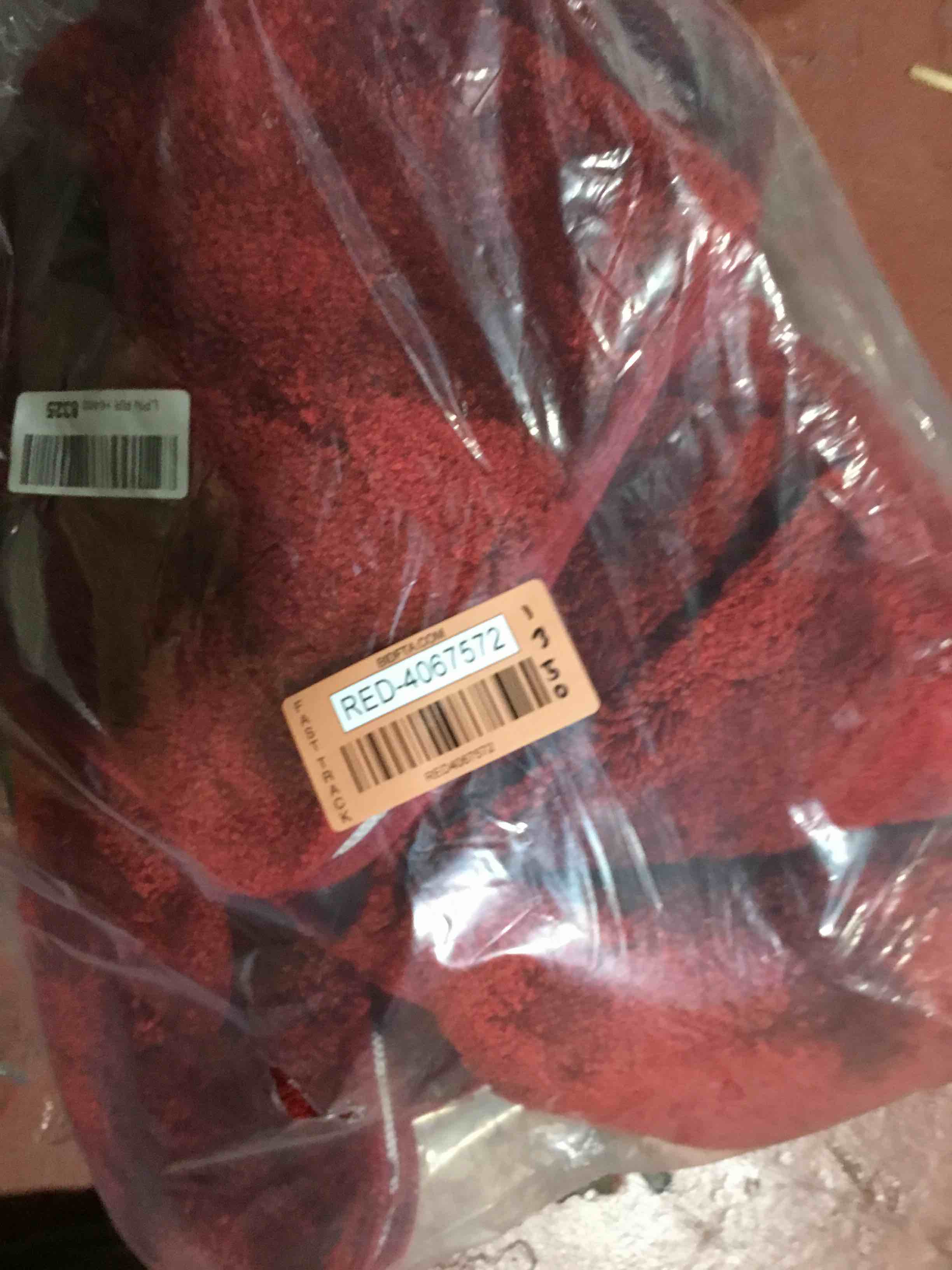 https://s3.amazonaws.com/lotting-images-prod/bidfta/RED4067572_1710538136504.jpeg