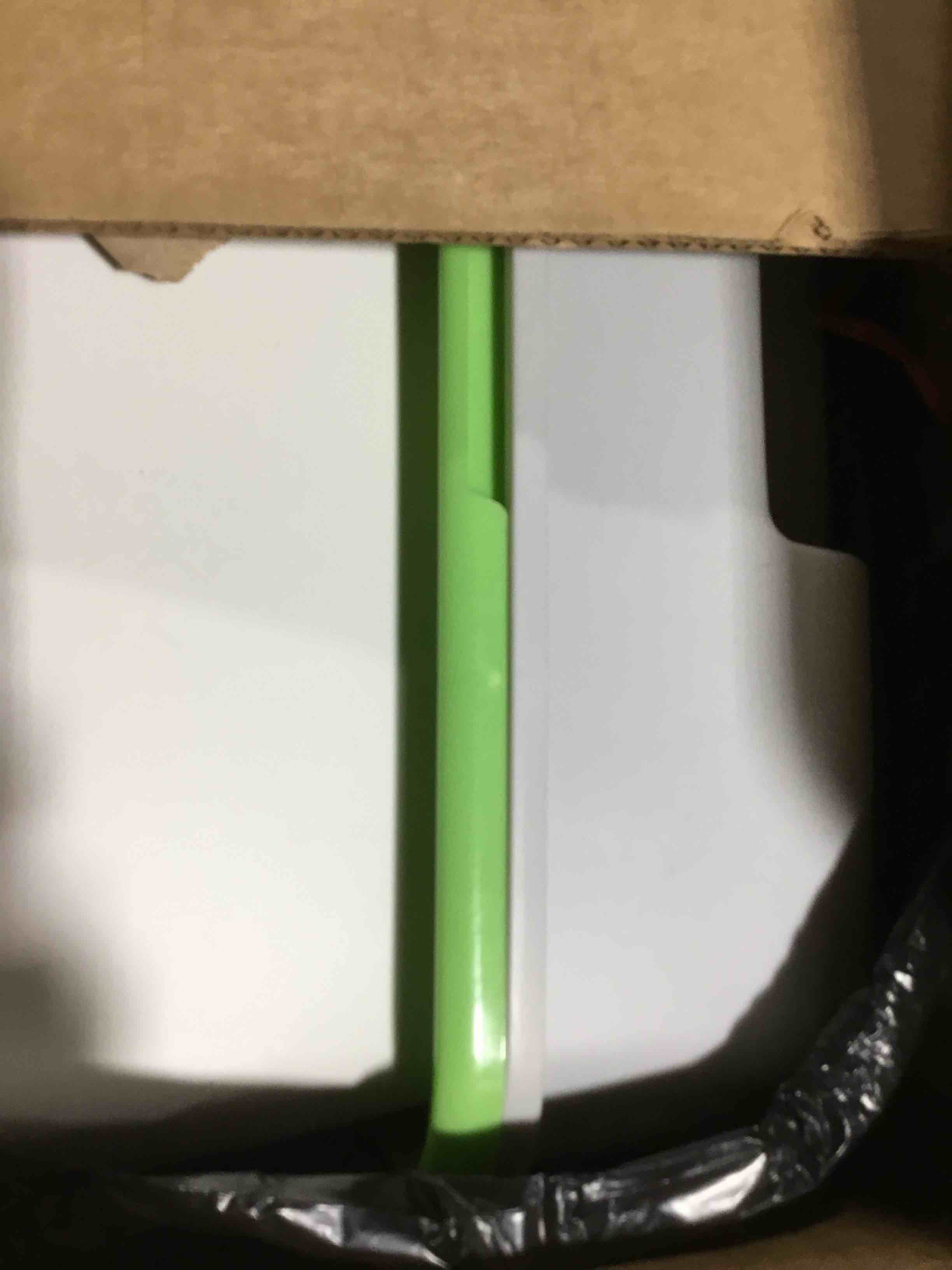 https://s3.amazonaws.com/lotting-images-prod/bidfta/RED4067584_1710539011883.jpeg