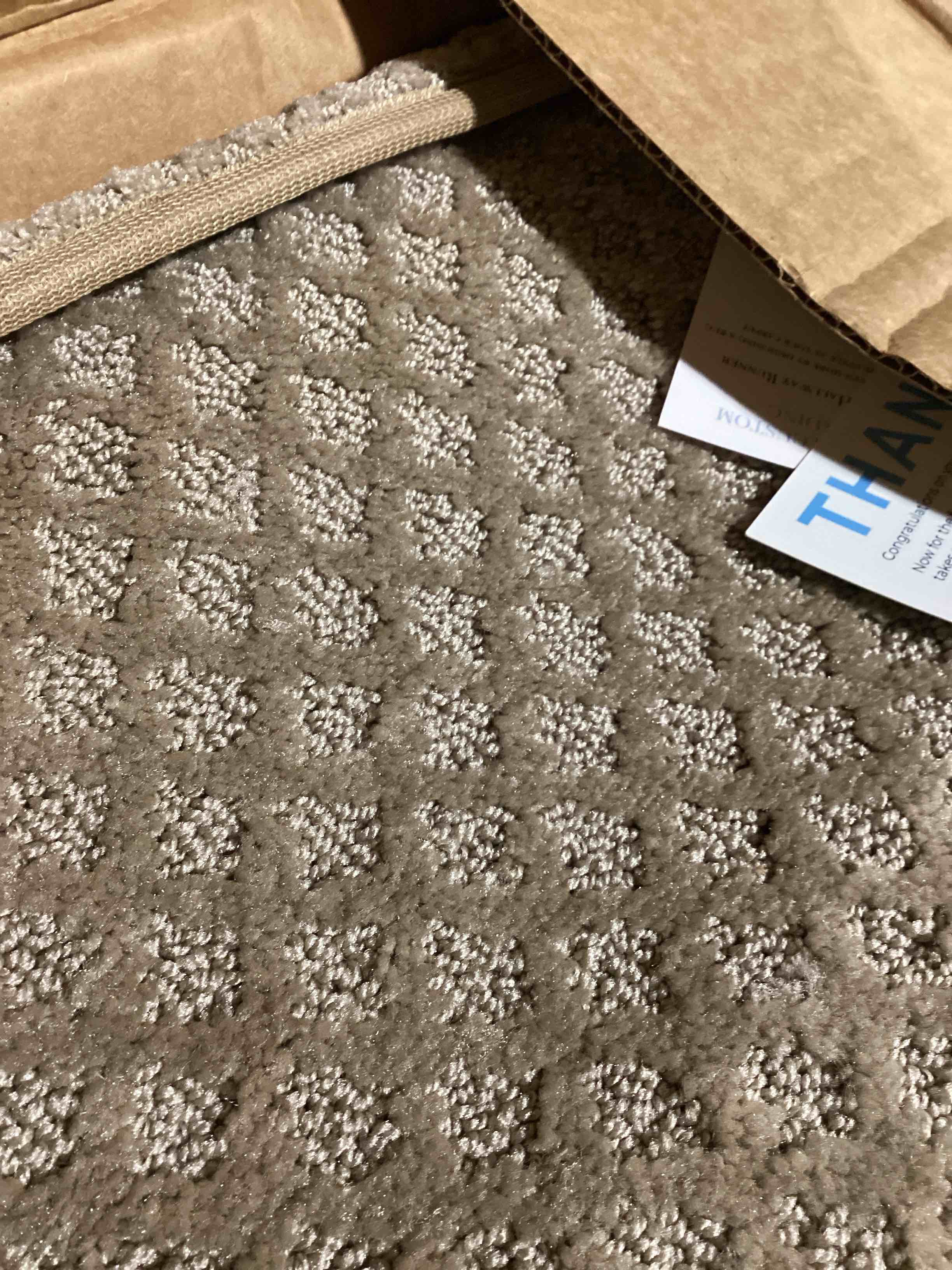 https://s3.amazonaws.com/lotting-images-prod/bidfta/RED4067587_1710764574031.jpeg