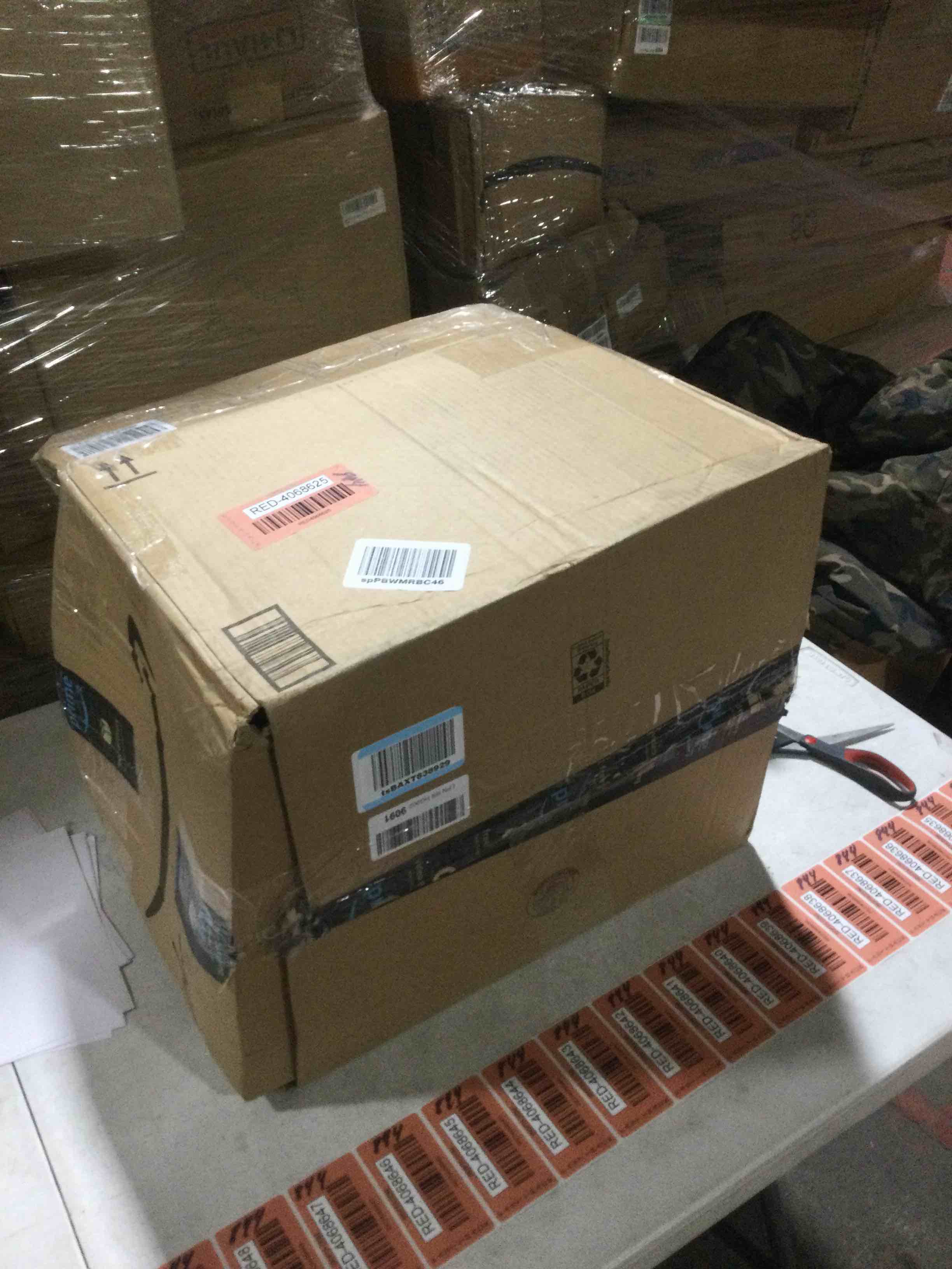 https://s3.amazonaws.com/lotting-images-prod/bidfta/RED4068625_1708539958944.jpeg