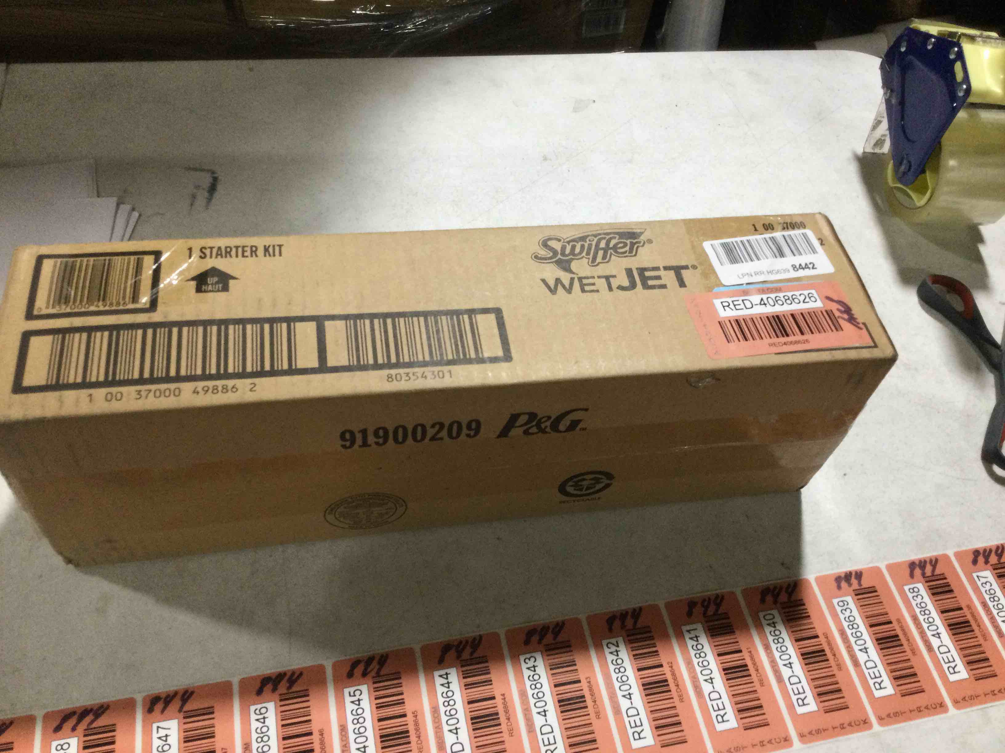 https://s3.amazonaws.com/lotting-images-prod/bidfta/RED4068626_1708539804702.jpeg