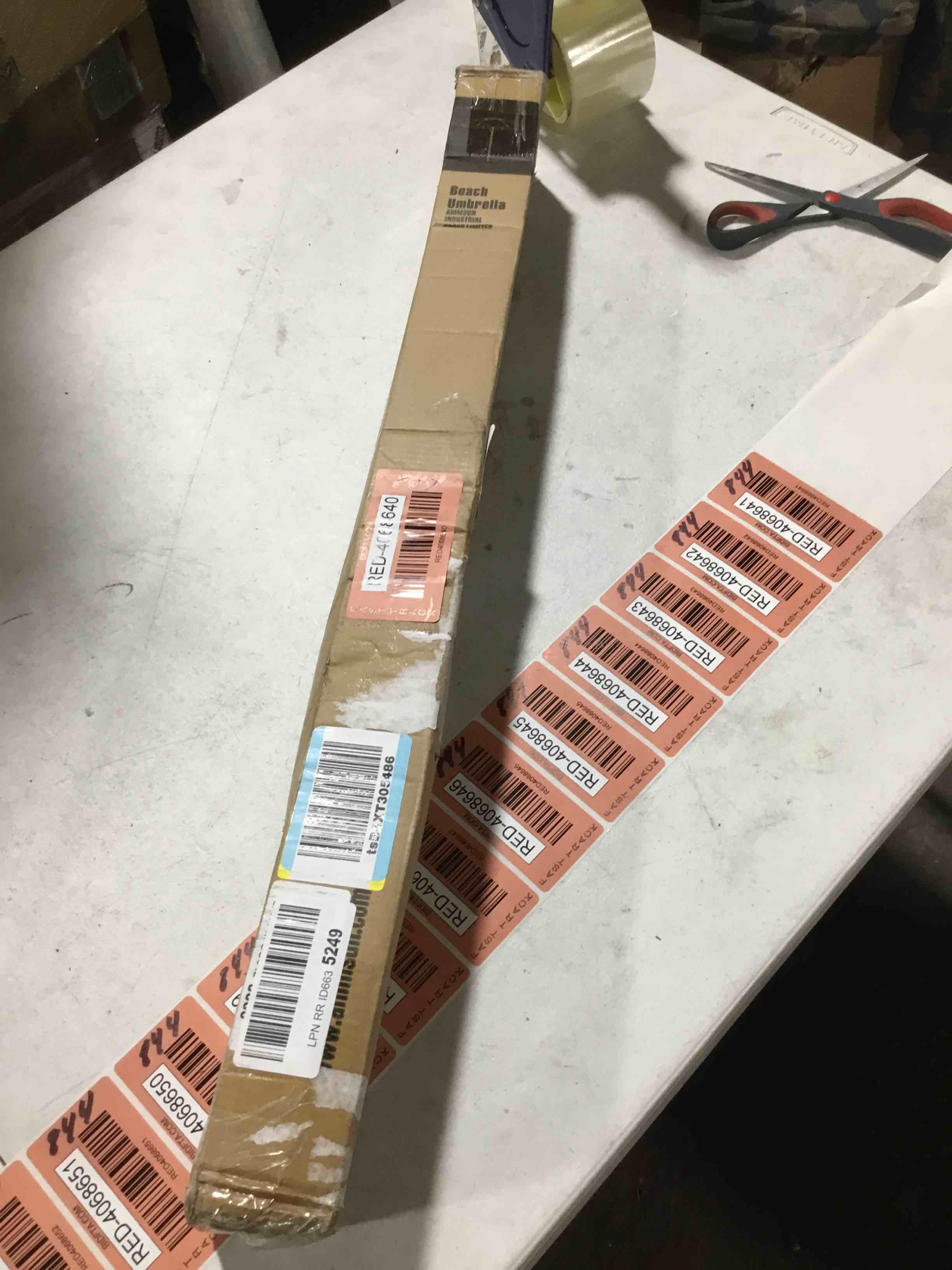 https://s3.amazonaws.com/lotting-images-prod/bidfta/RED4068640_1708543528606.jpeg