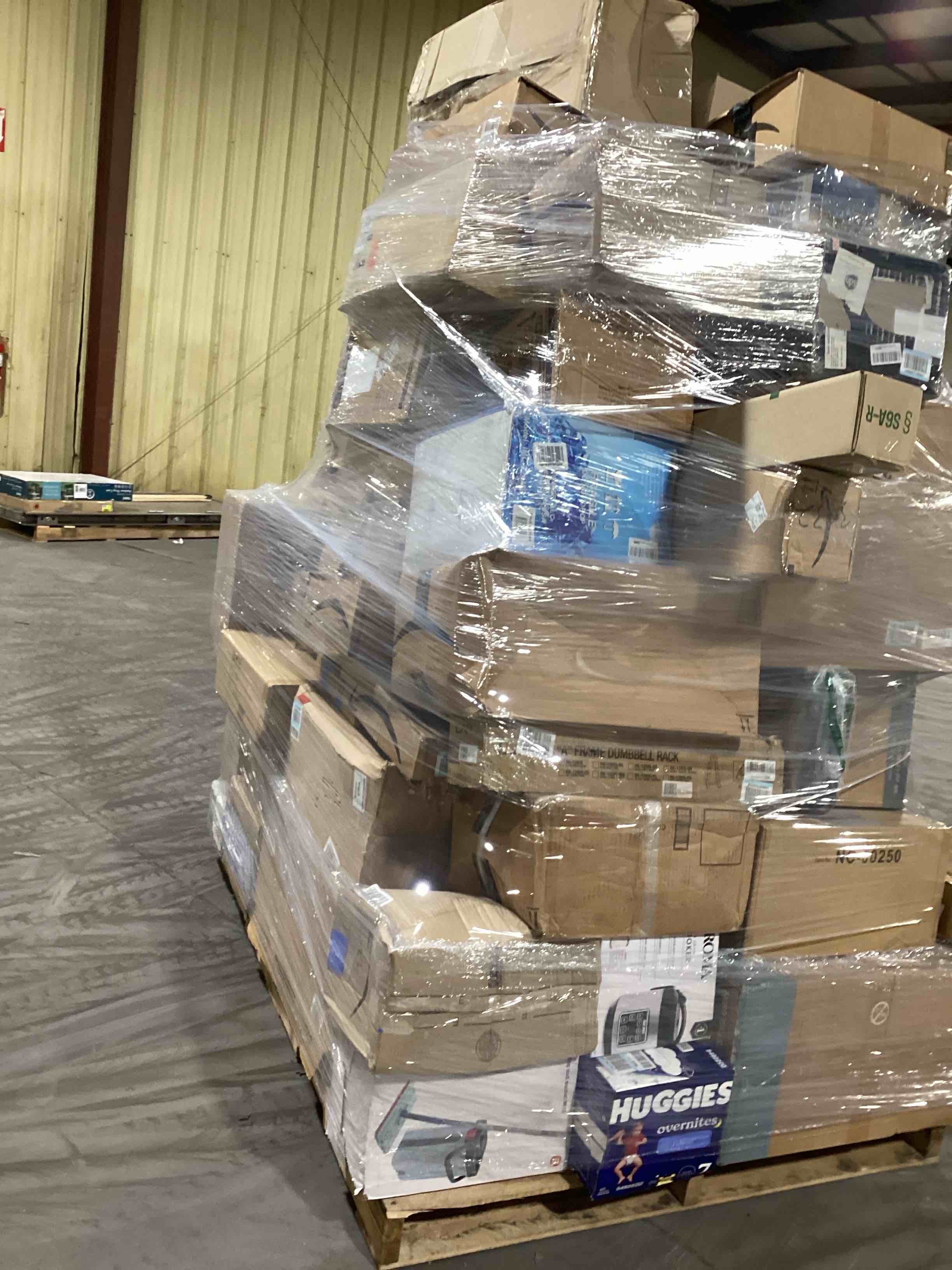 https://s3.amazonaws.com/lotting-images-prod/bidfta/RED4069320_1717245811504.jpeg