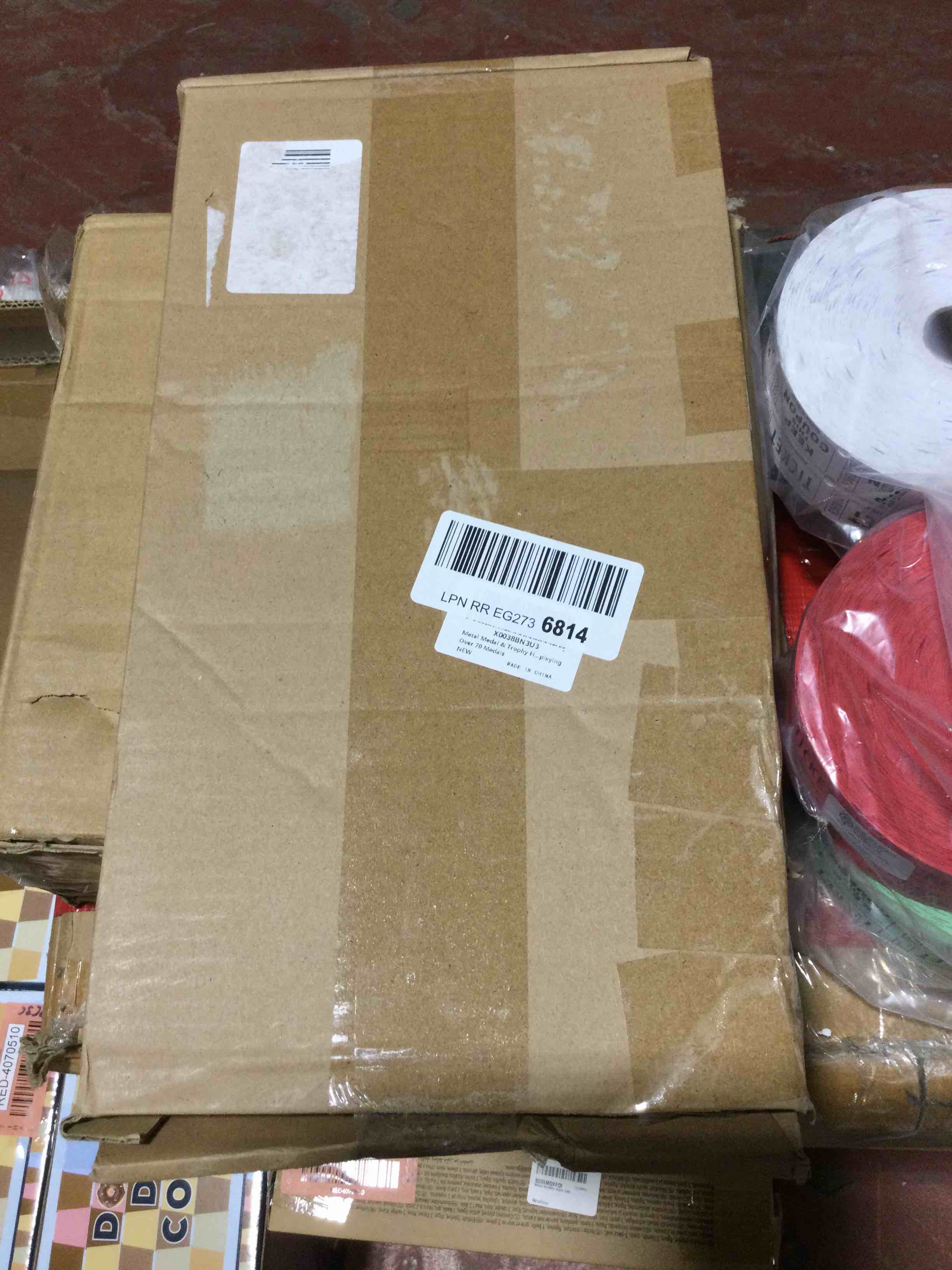 https://s3.amazonaws.com/lotting-images-prod/bidfta/RED4070532_1689175486484.jpeg