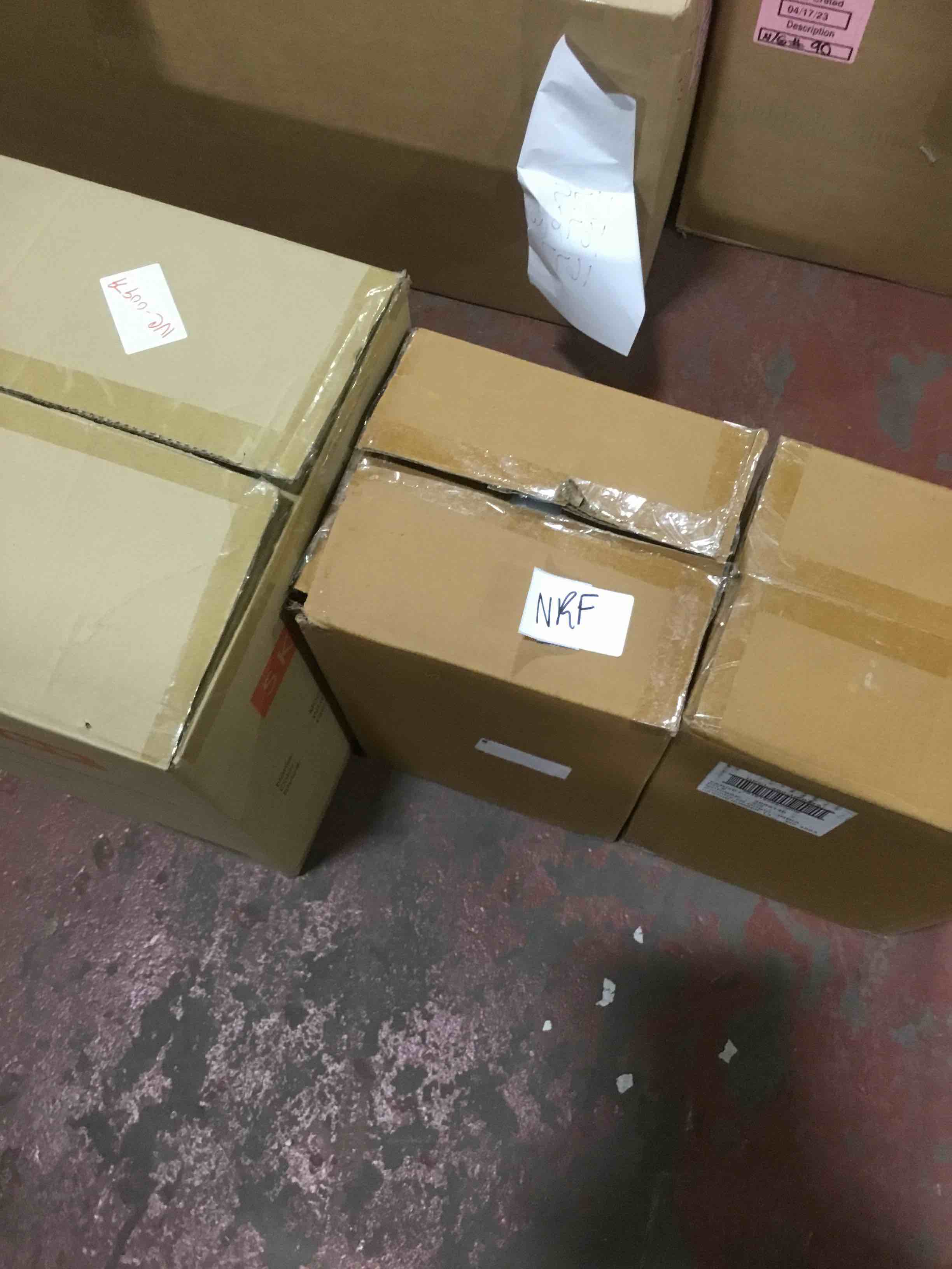https://s3.amazonaws.com/lotting-images-prod/bidfta/RED4071654_1683815874348.jpeg